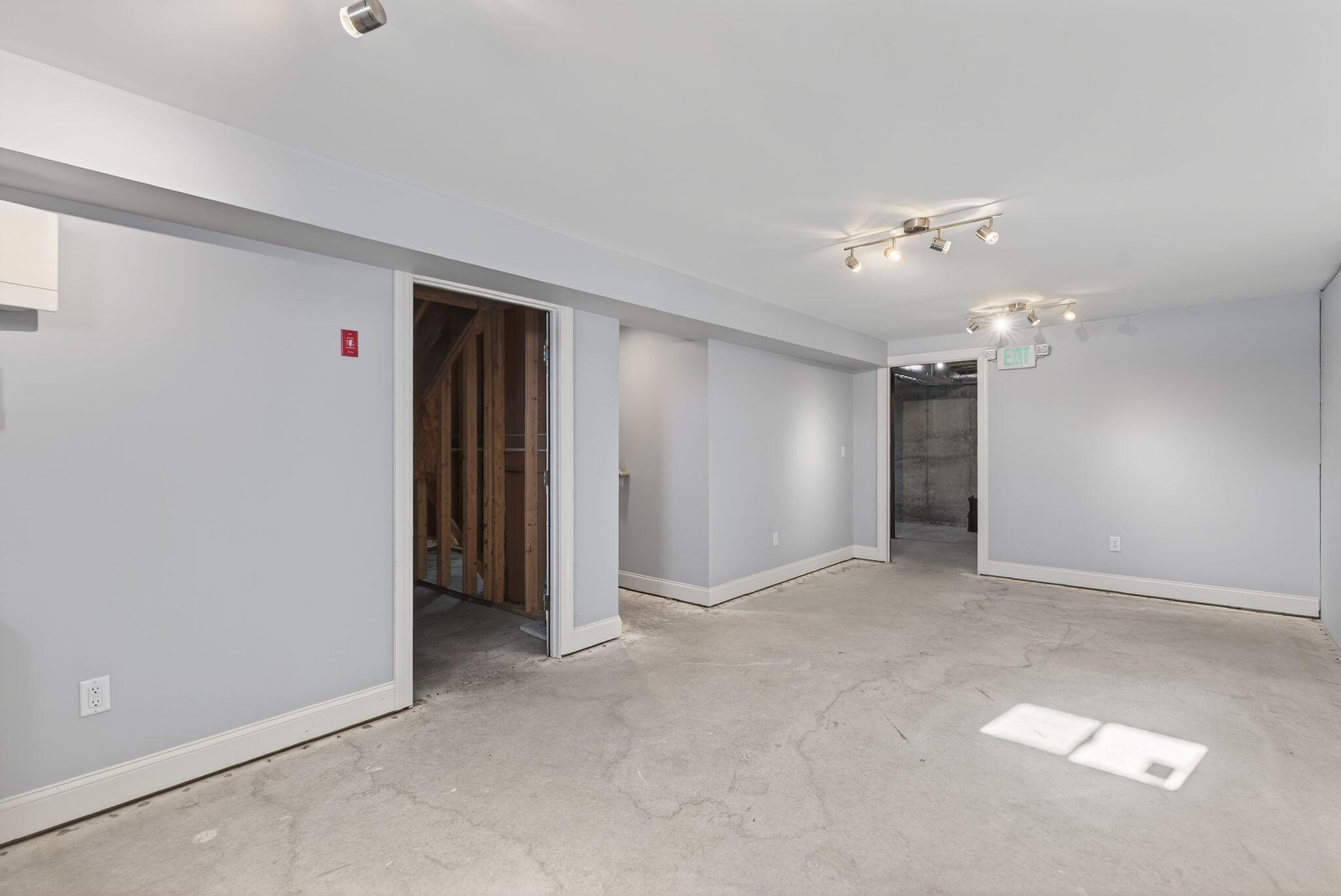 630 Roosevelt Trail UNIT 1, Windham, ME, 04062