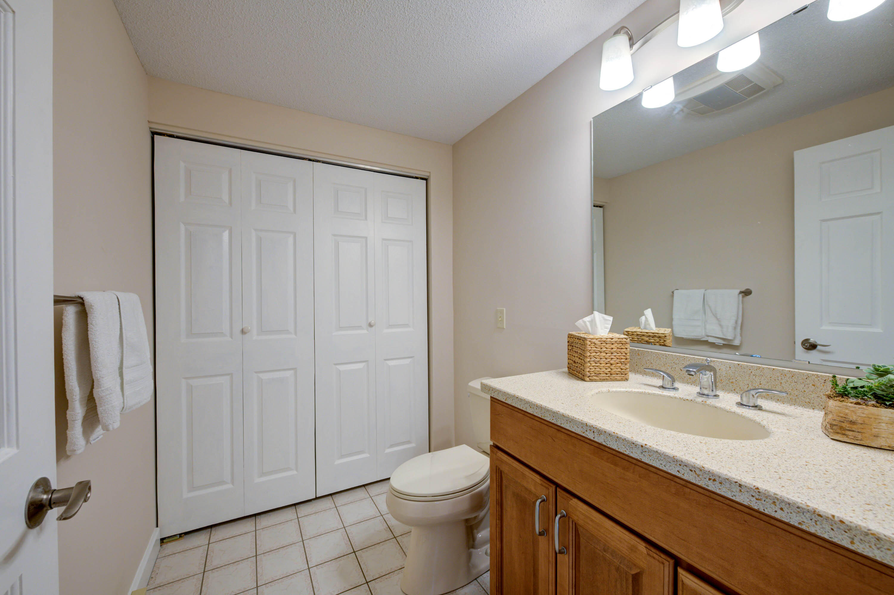 19 Goodridge Drive UNIT 31, Naples, ME, 04055