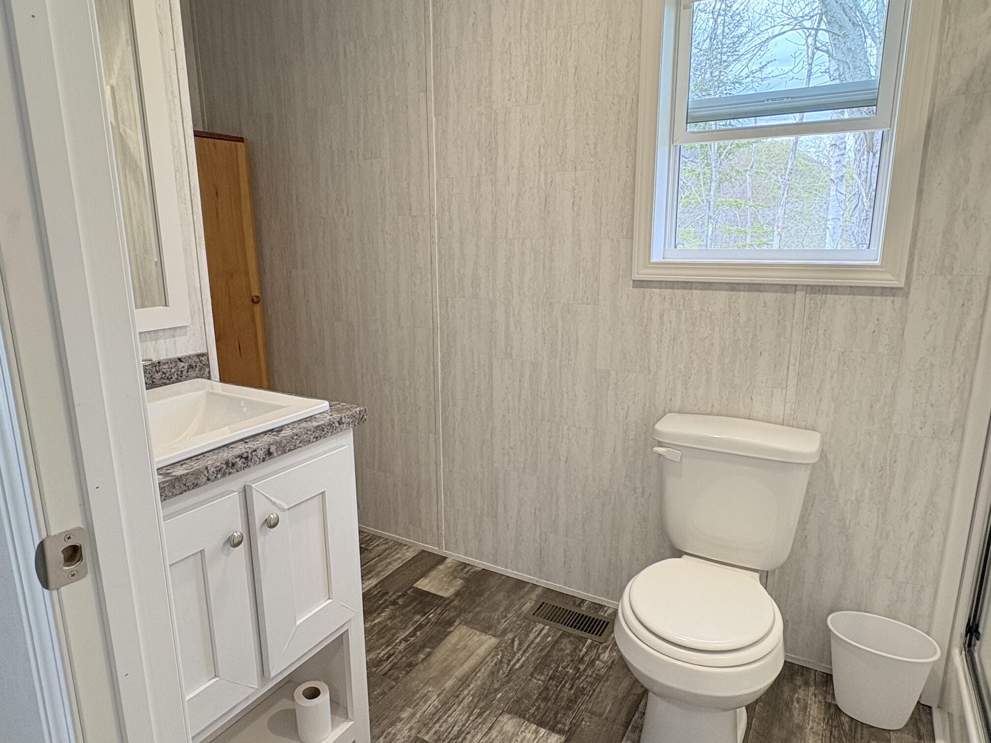 16 R.W. MacLeod Lane, Belfast, ME, 04915 16 R.W. MacLeod Lane, Belfast, ME, 04915