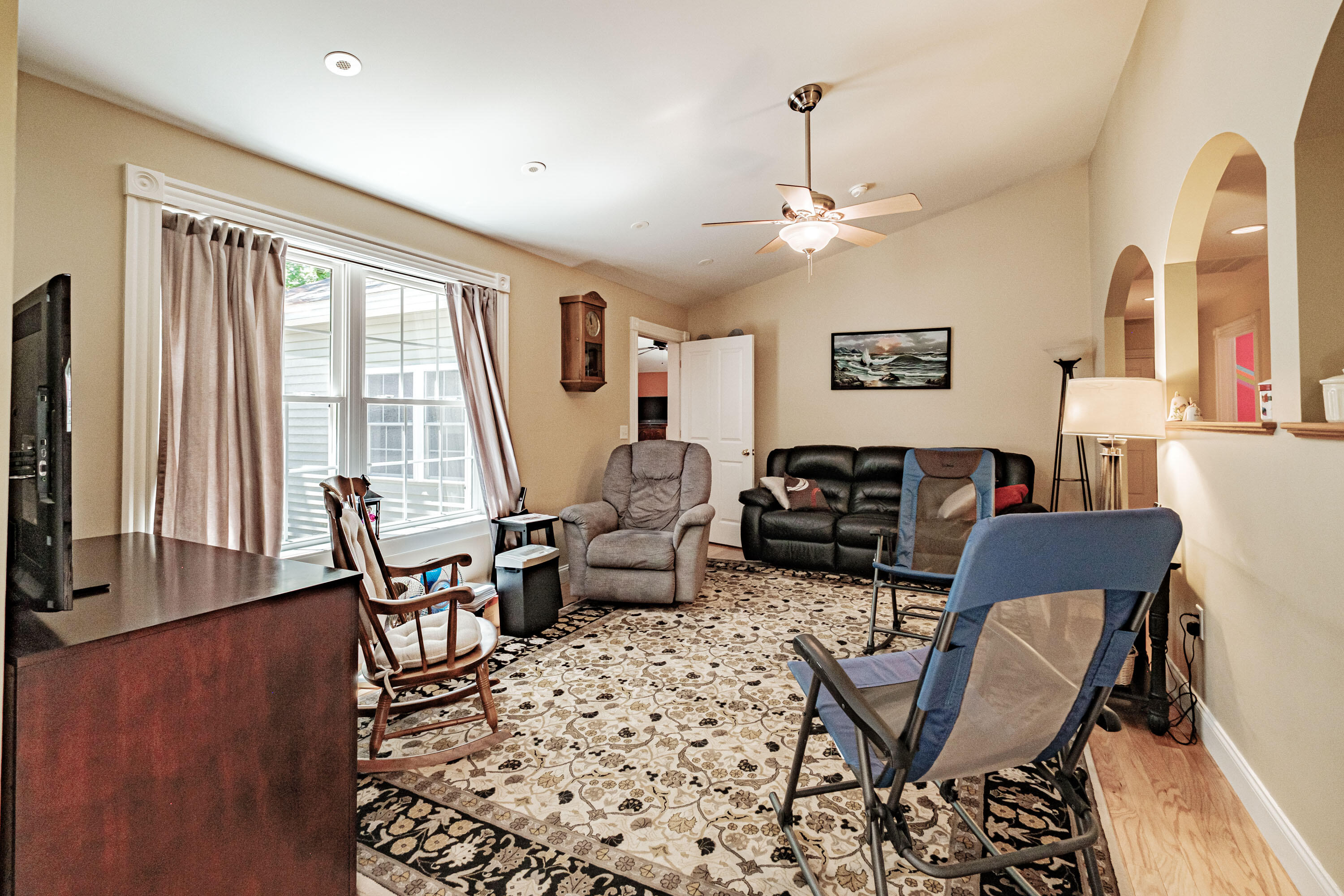 30 Kevin Heights, Paris, ME, 04281-1304
