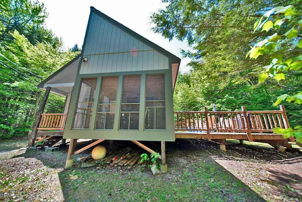 open-deck-lake-house-maine