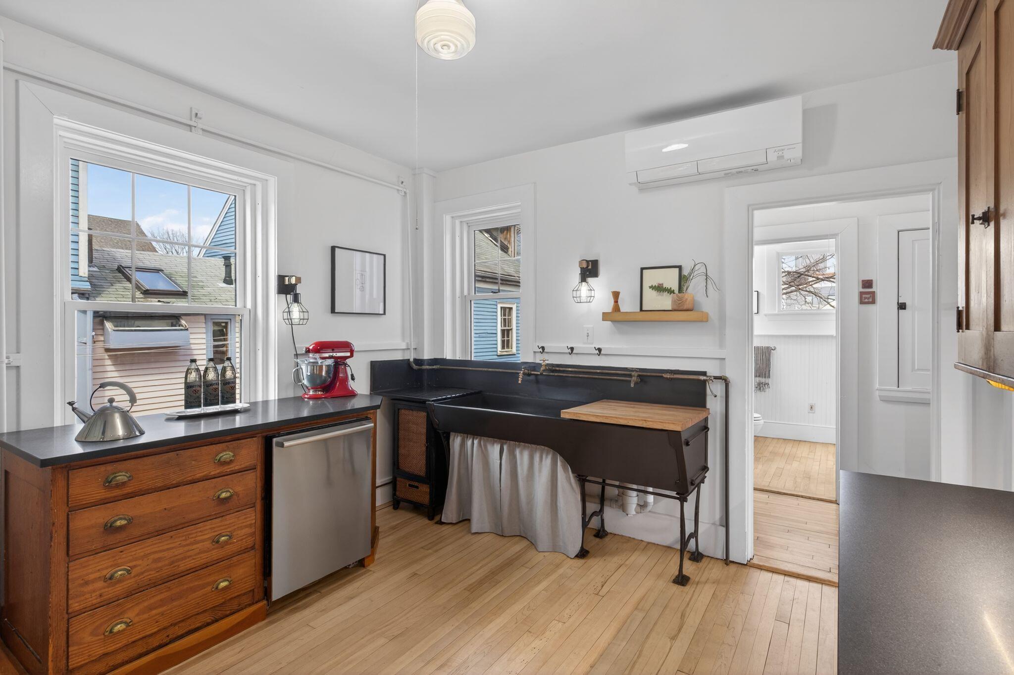 135 Brackett Street UNIT 7, Portland, ME, 04102