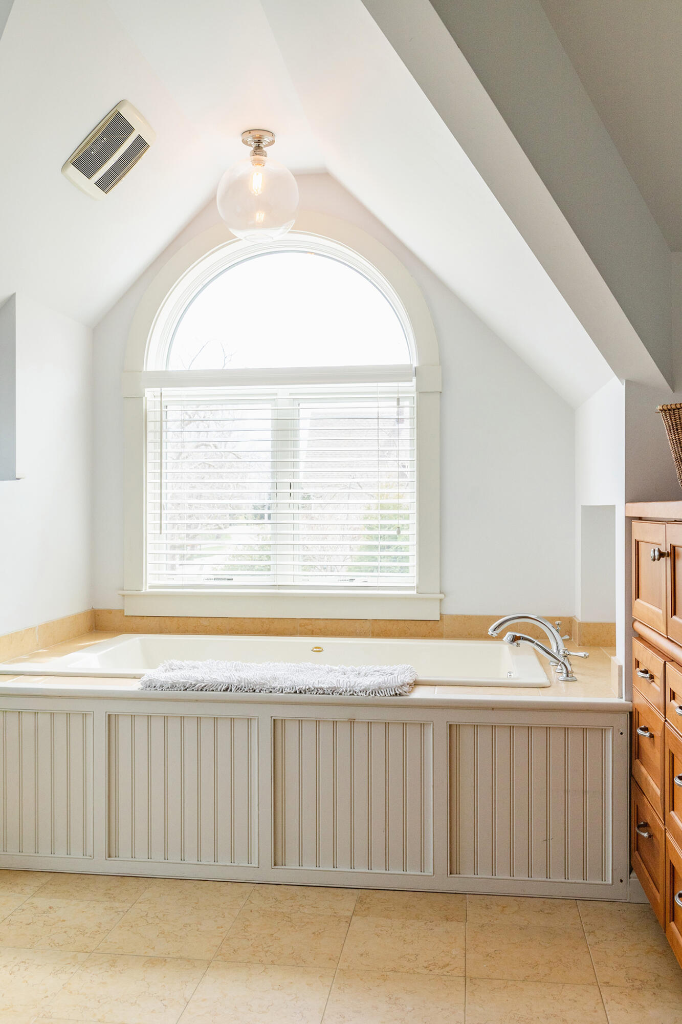 107 Bay View Street, Camden, ME, 04843