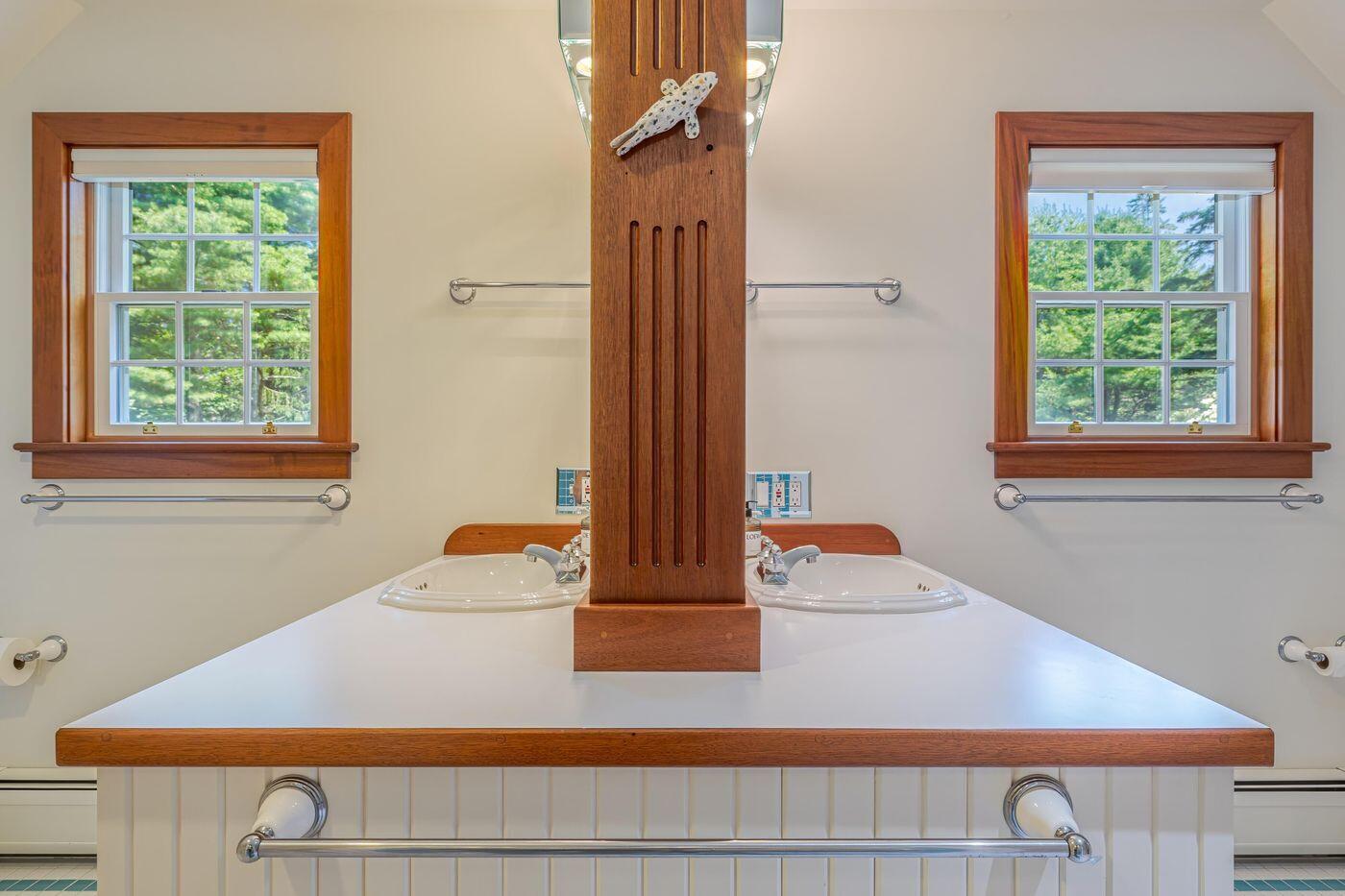 77 Manchester Road, Mount Desert, ME, 04662