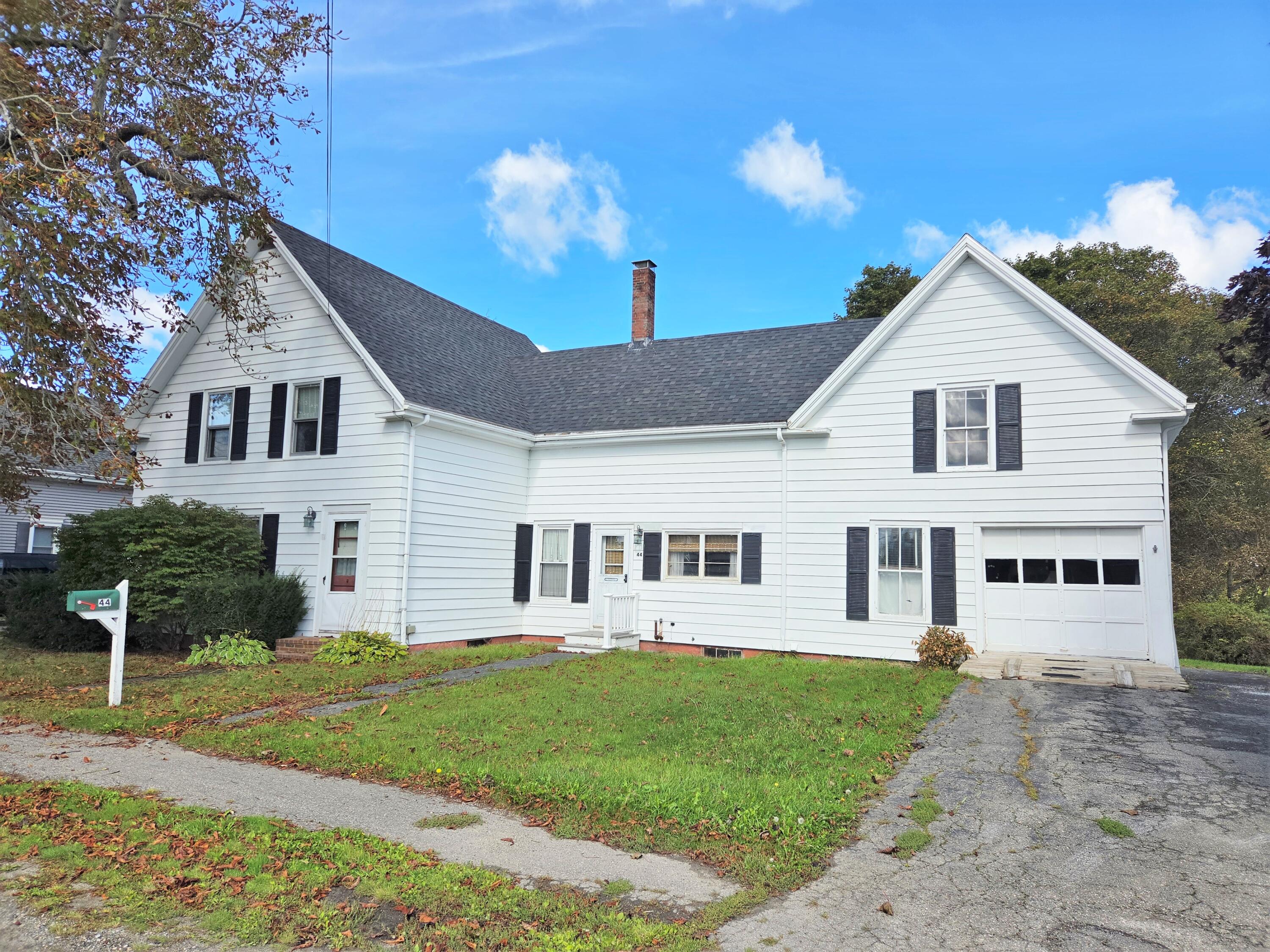 Photo of 44 Thatcher Street Thomaston ME 04861