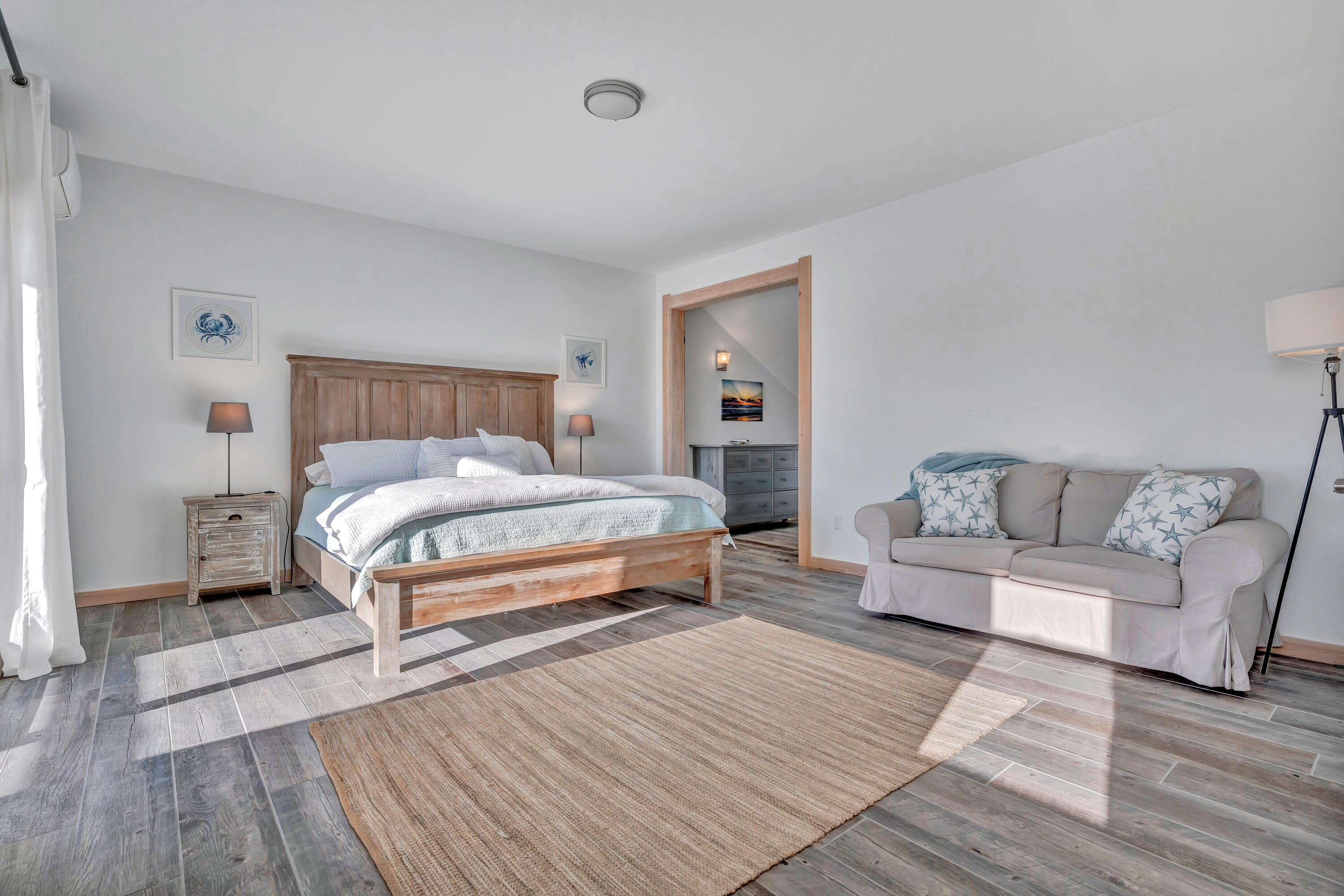 19 Crescent Beach Road, Owls Head, ME, 04854