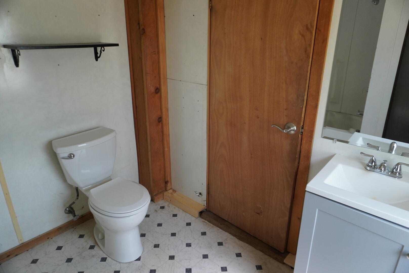 1047 Valley Road, Waterford, ME, 04088