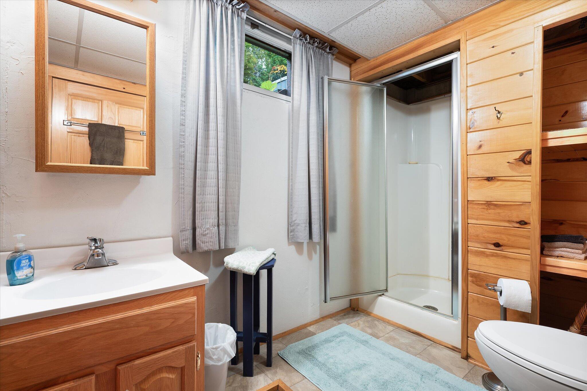 43 Verona Park, Verona Island, ME, 04416