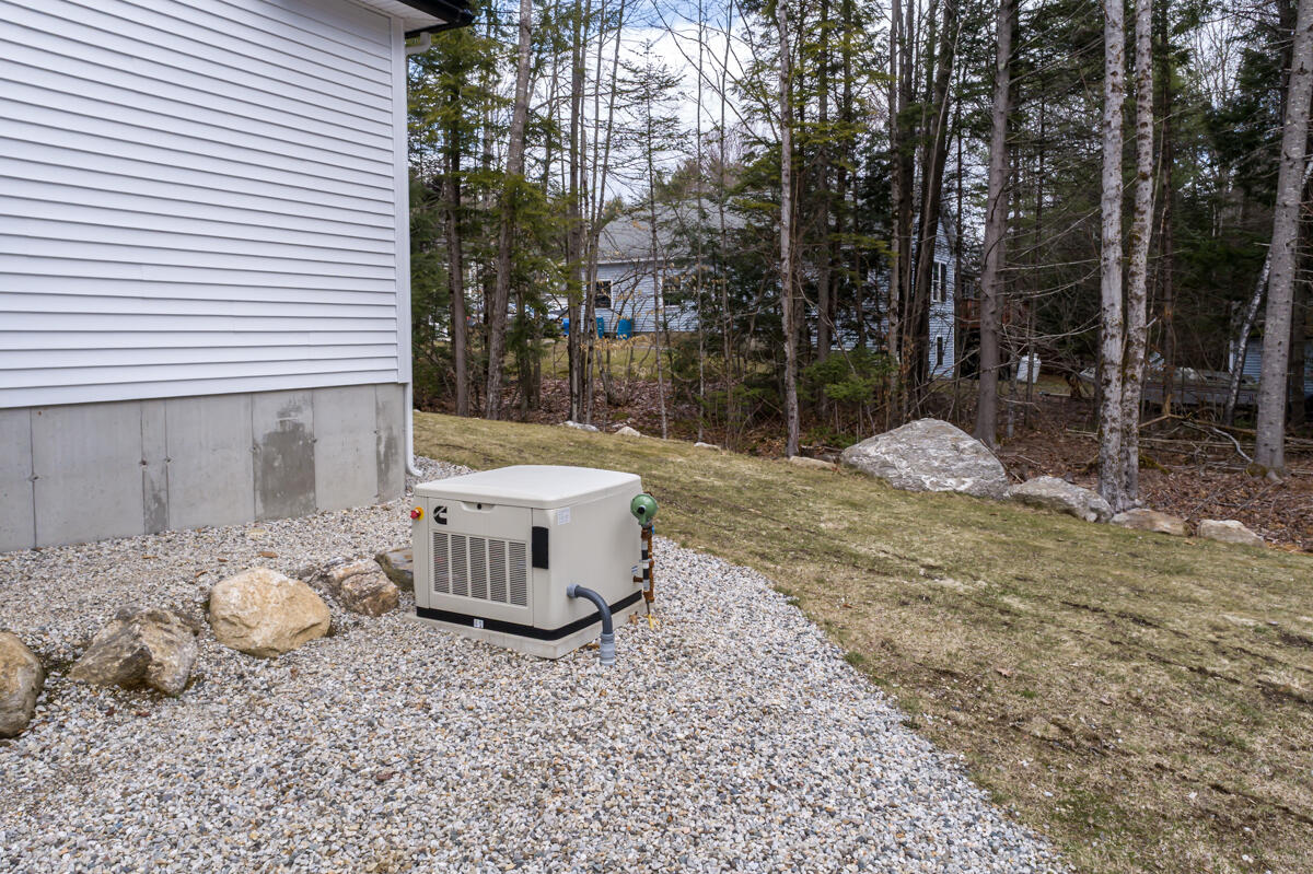 33 Eastfield Drive, Gray, ME, 04039