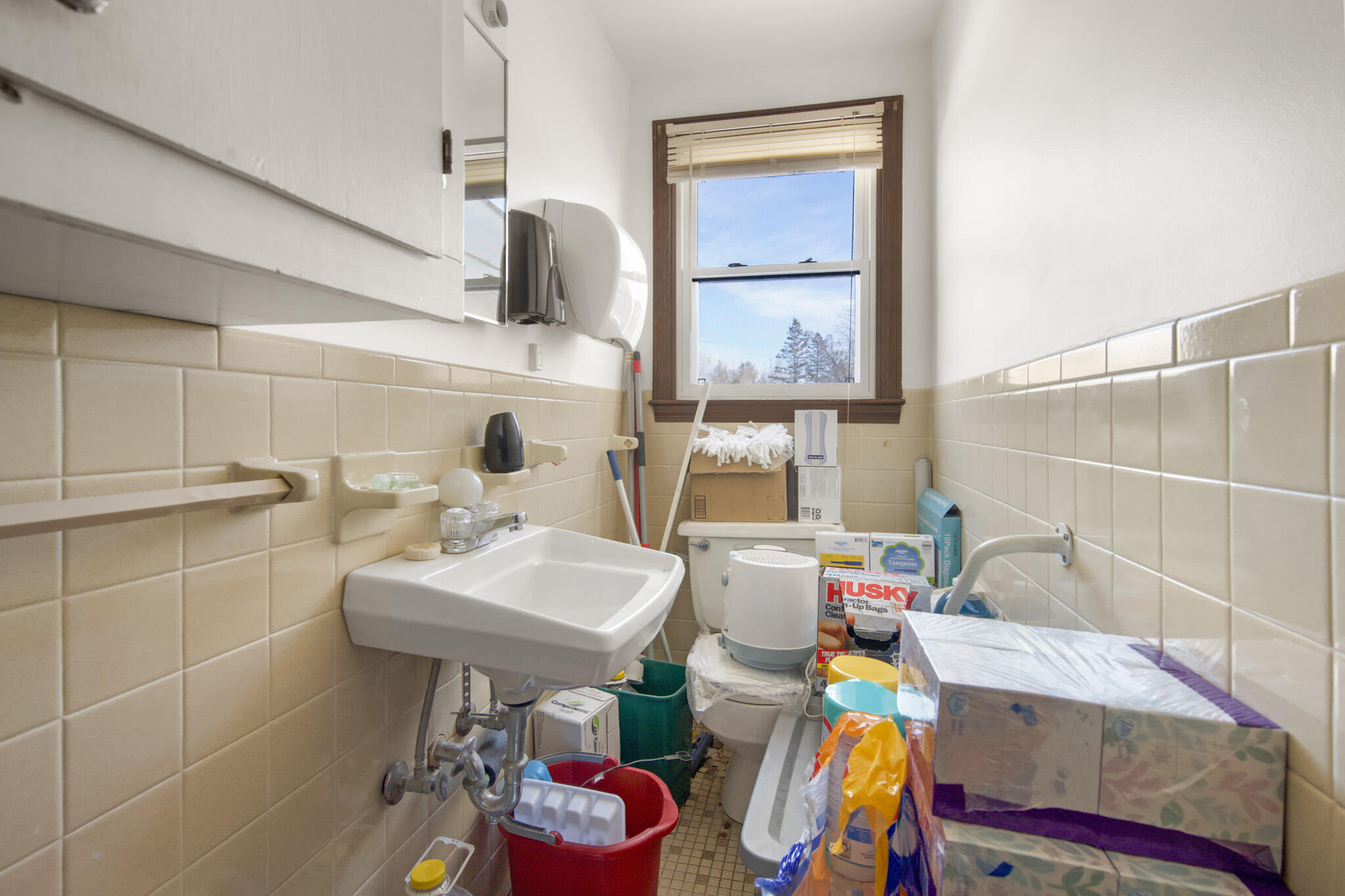 913 Essex Street, Bangor, ME, 04401