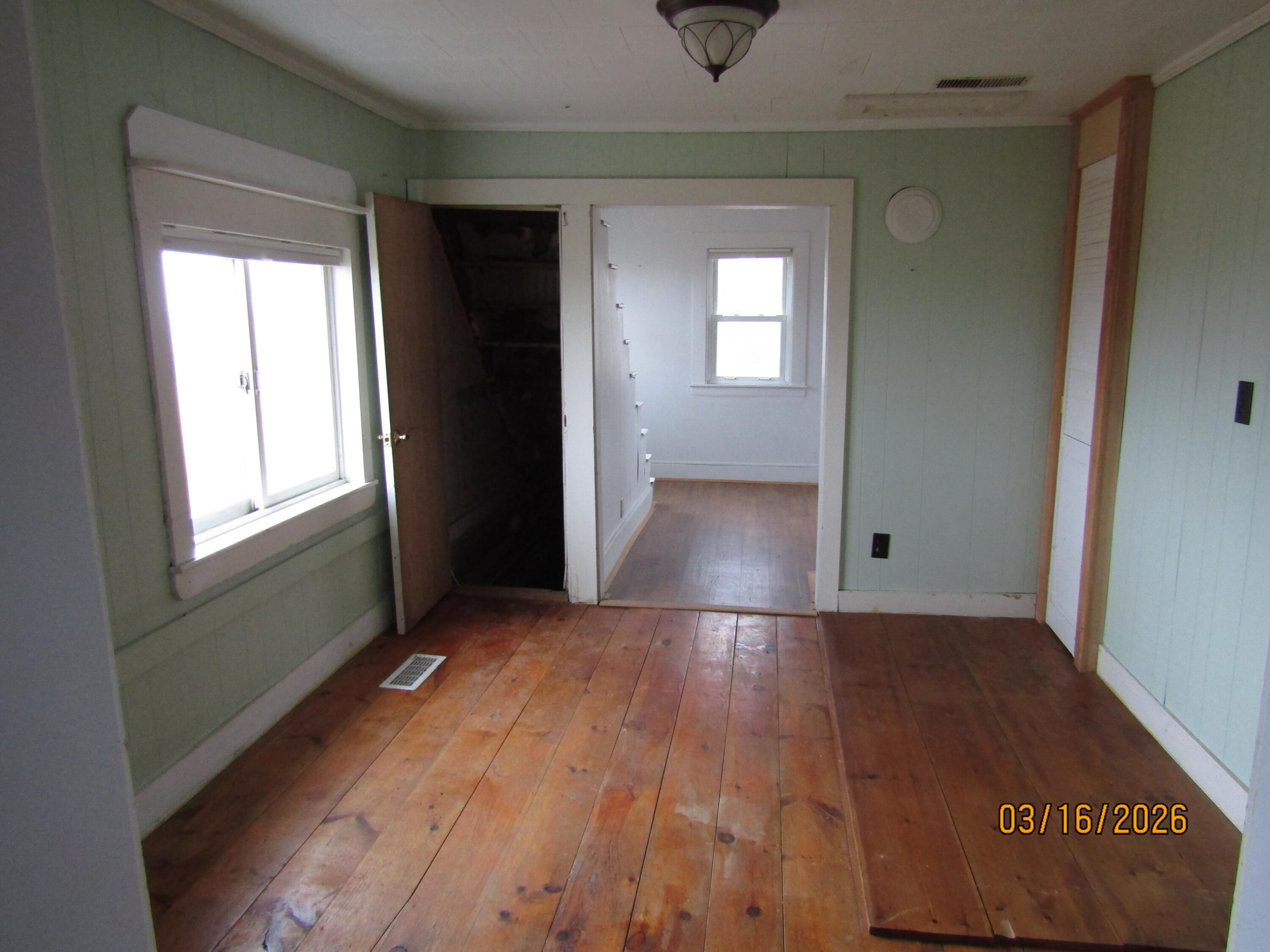 535 Enfield Road, Lincoln, ME, 04457