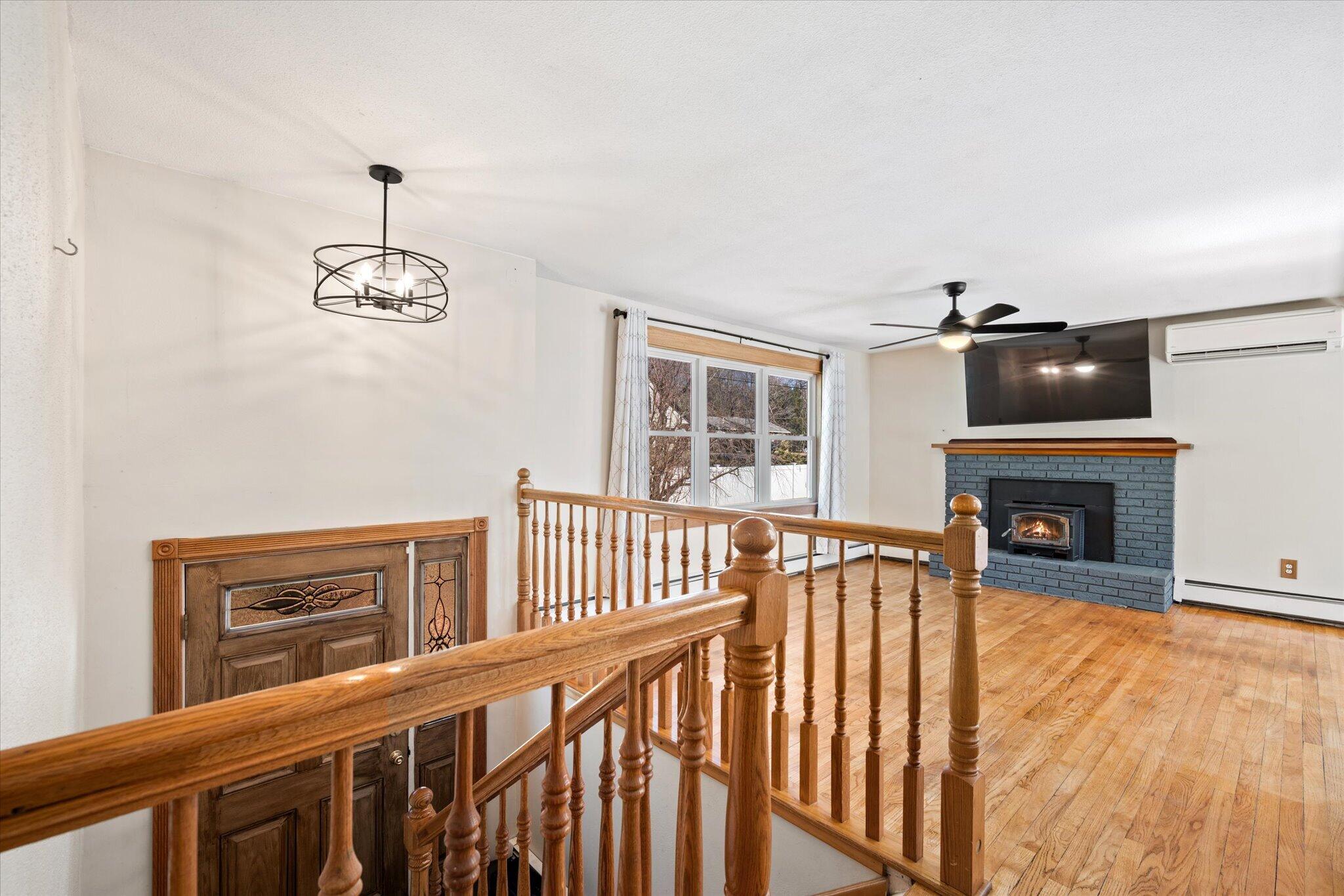 32 Charles Drive, Holden, ME, 04429