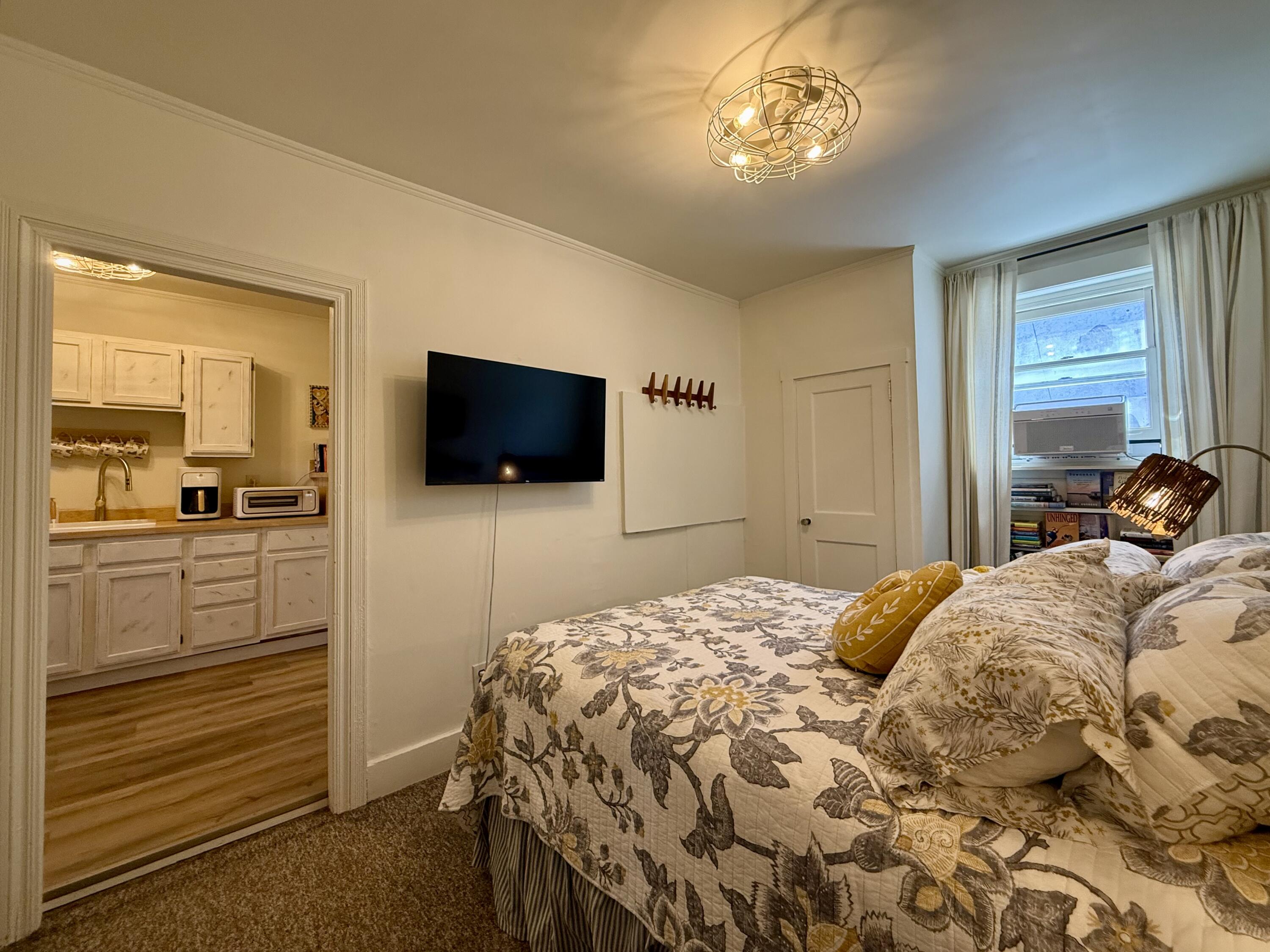 283 Main Street, Calais, ME, 04619