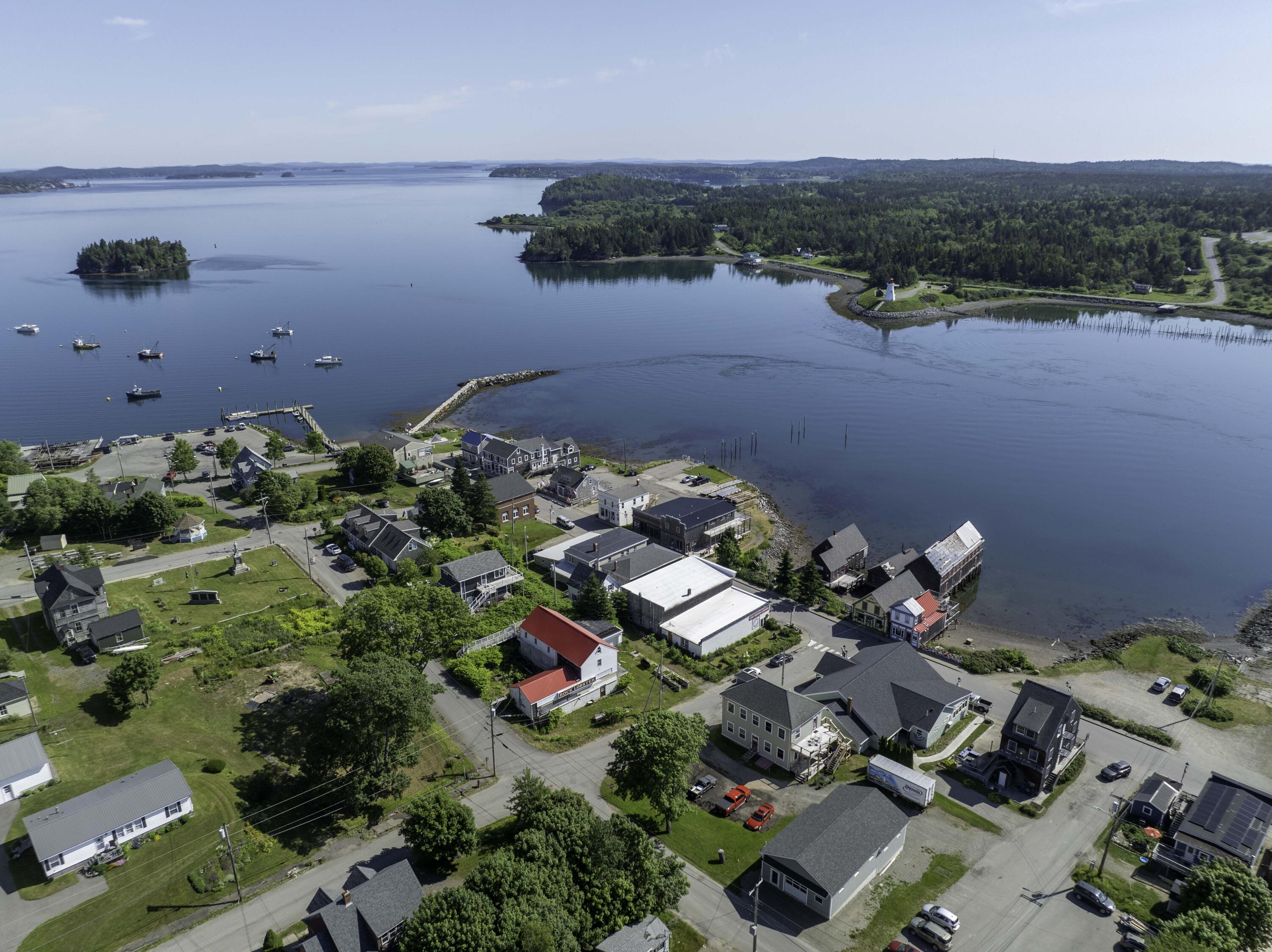 6 School Street, Lubec, ME, 04652