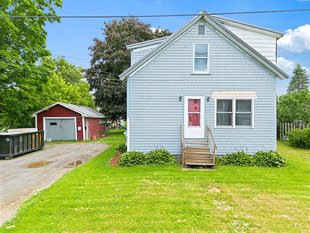 Photo of 110 Noble Court Pittsfield ME 04967