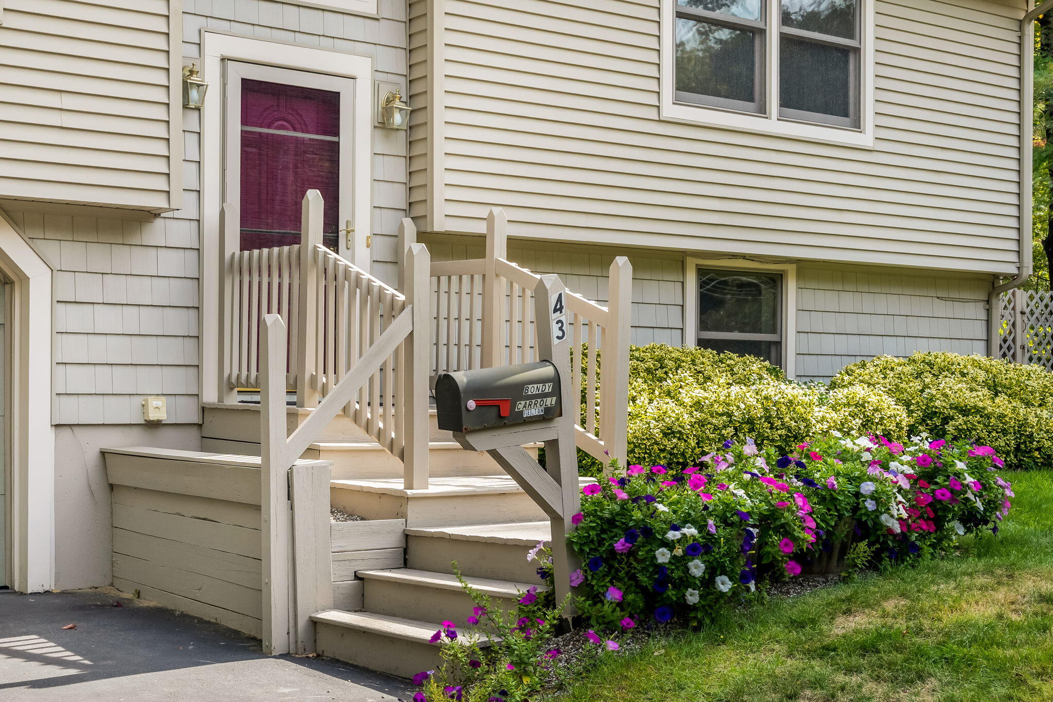 43 Baribeau Drive, Brunswick, ME 04011 5-web-or-mls-43-baribeau-dr