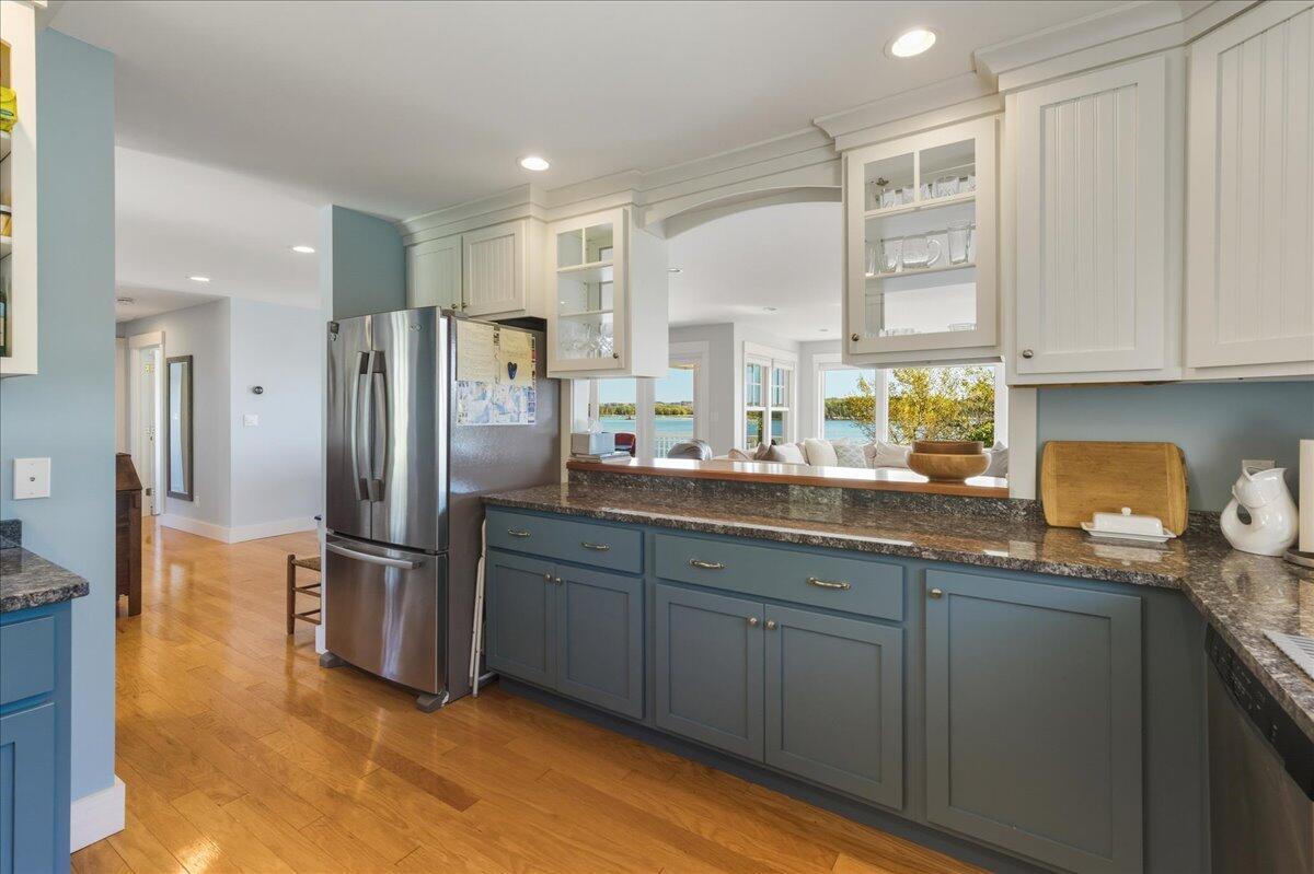 79 Perkins Street, Castine, ME, 04421