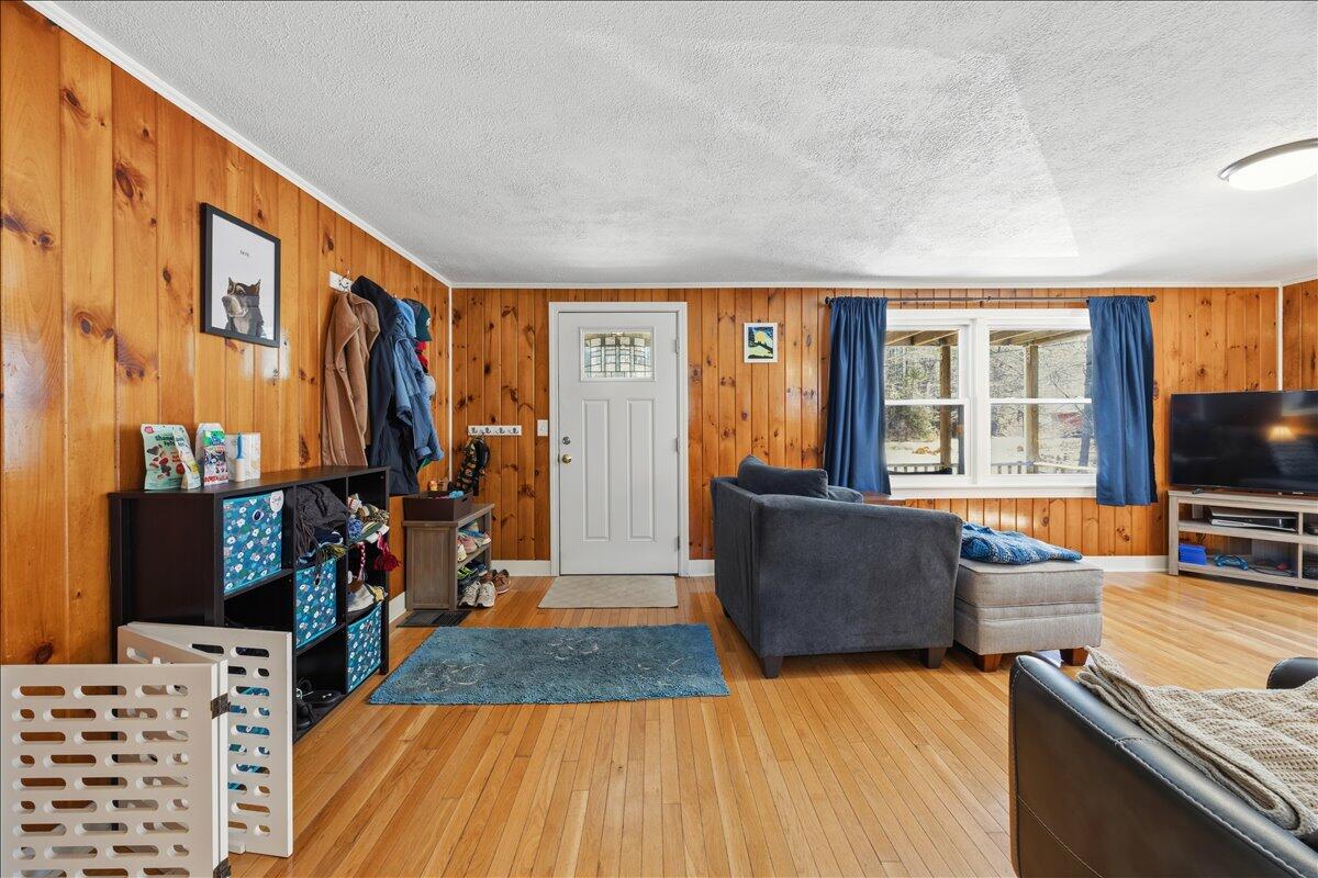 9 Ranwall Avenue, Saco, ME, 04072