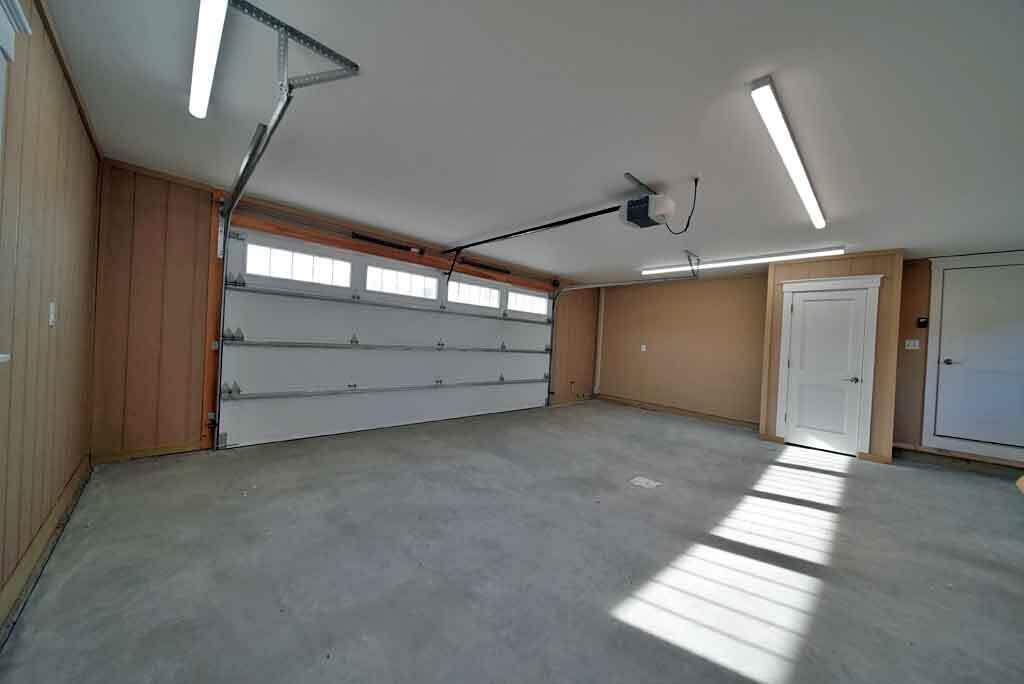 15 Lilac Lane, Houlton, ME, 04730