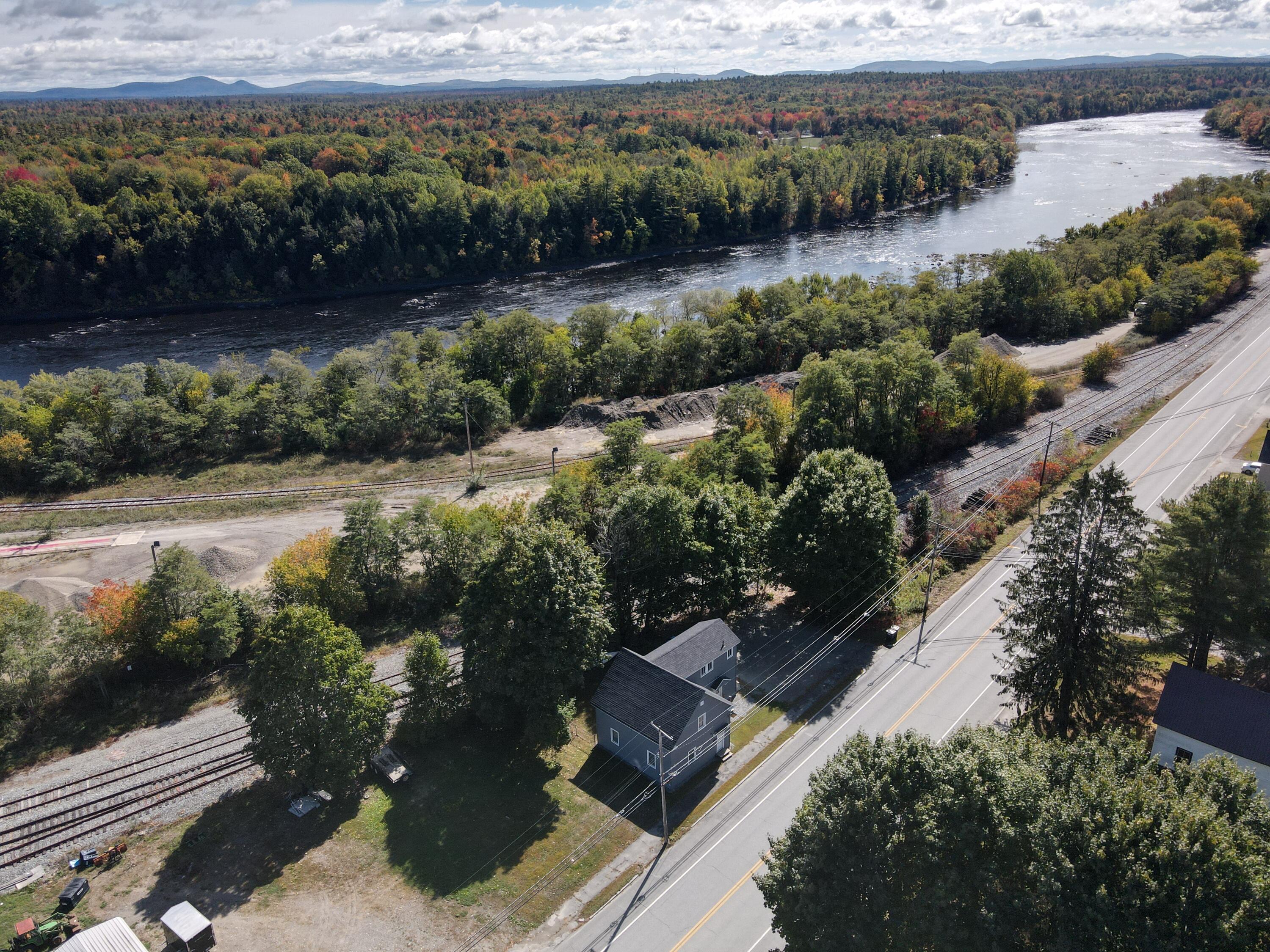 916 Main Street, Old Town, ME, 04468