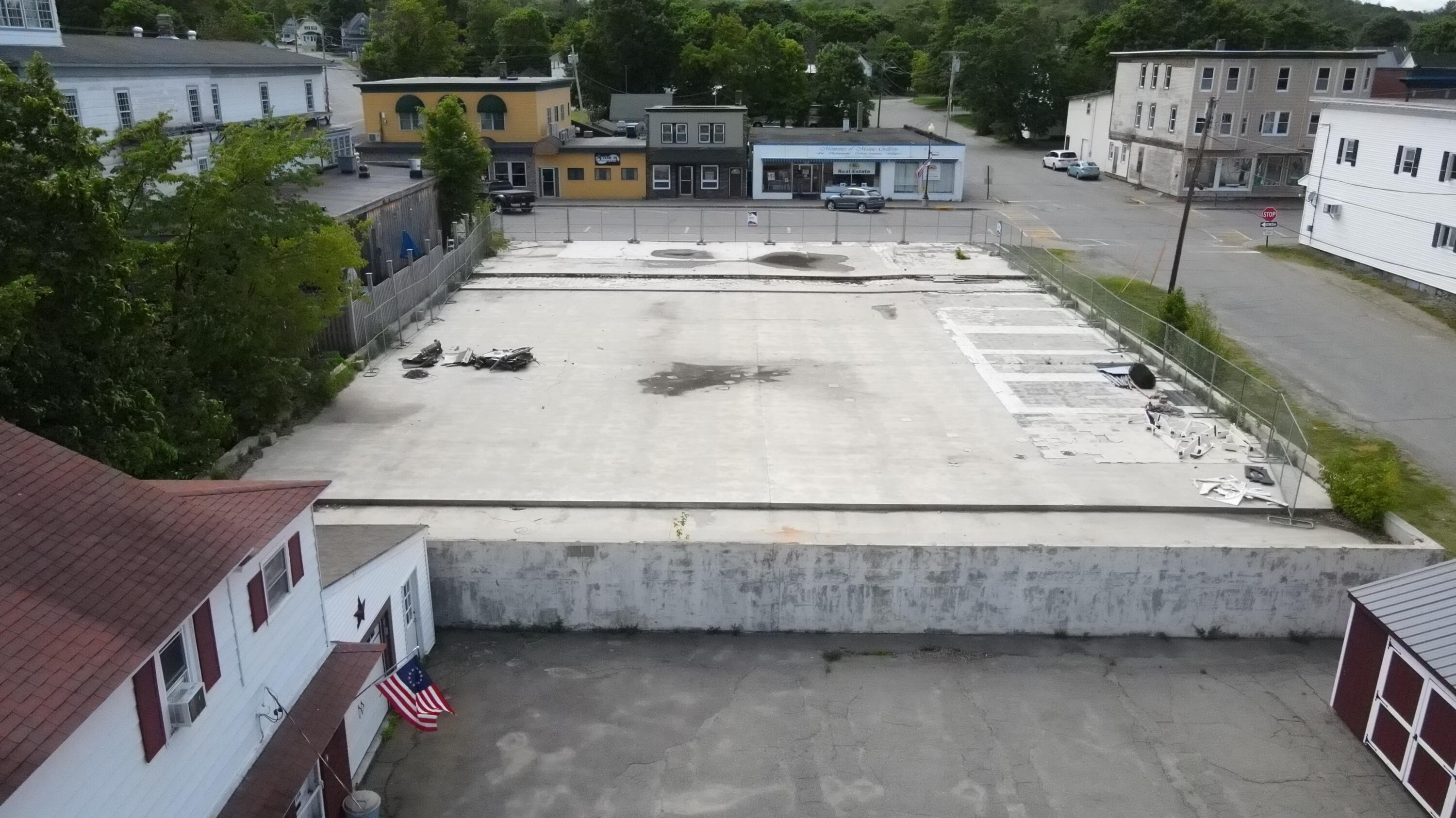 75 Penobscot Avenue, Millinocket, ME, 04462