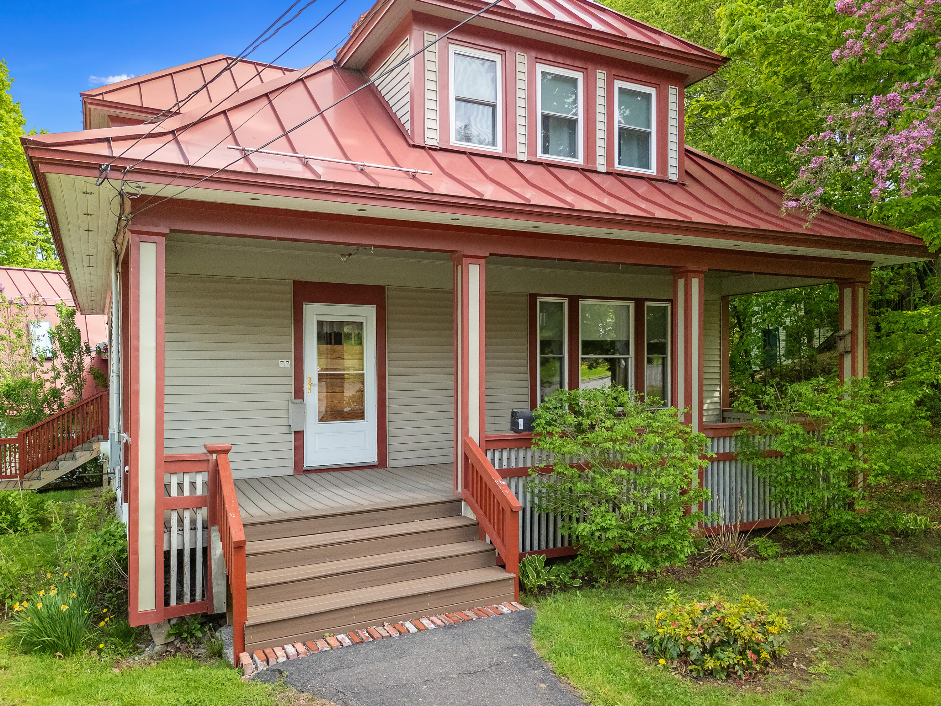 28 Main St Hill 3