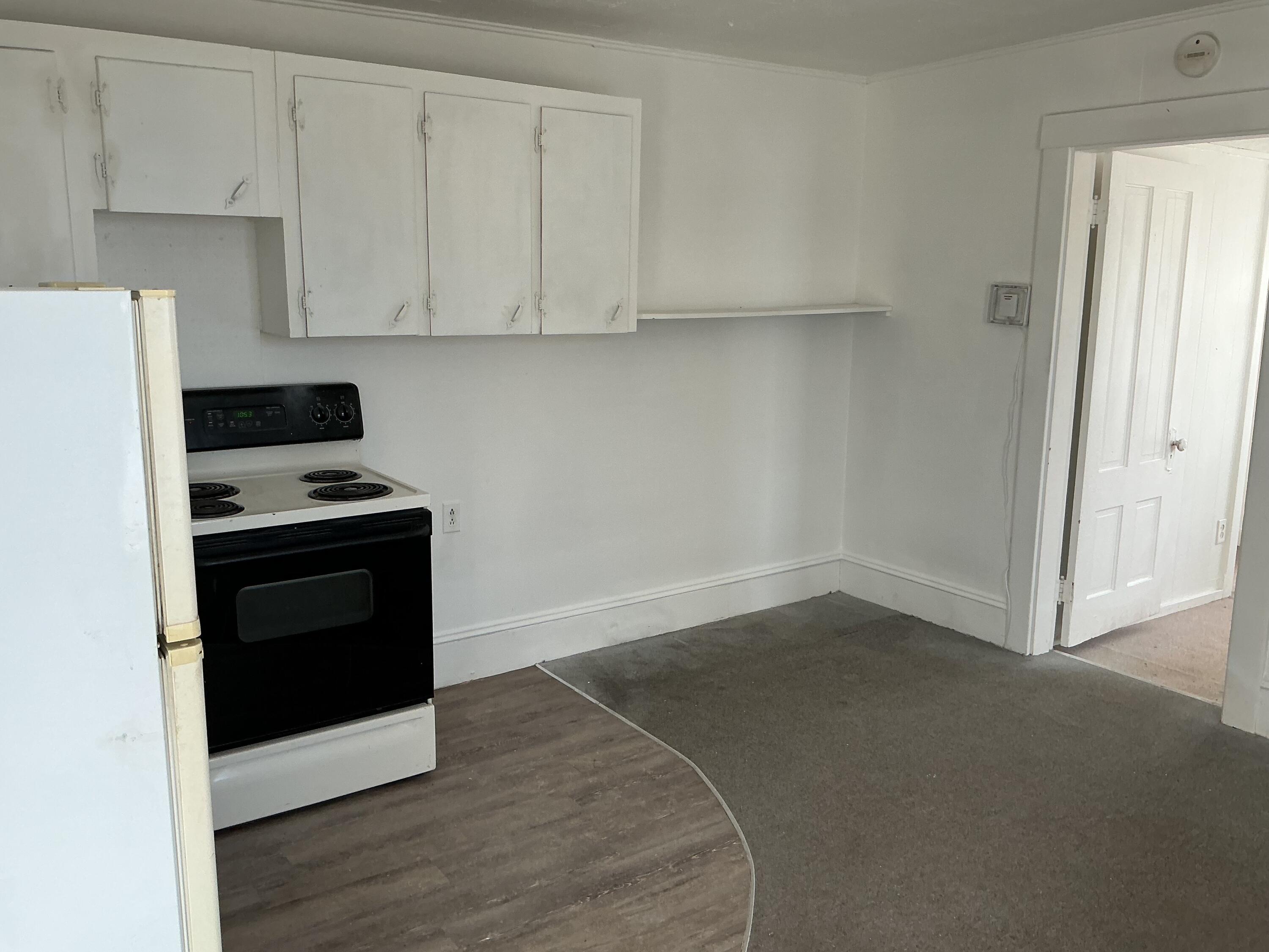 336 Main Street, Corinth, ME, 04427