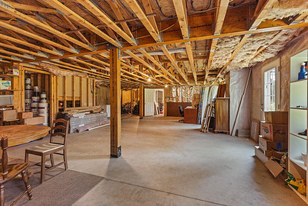 43 Brookside Lane, Freeman Twp, ME, 04983