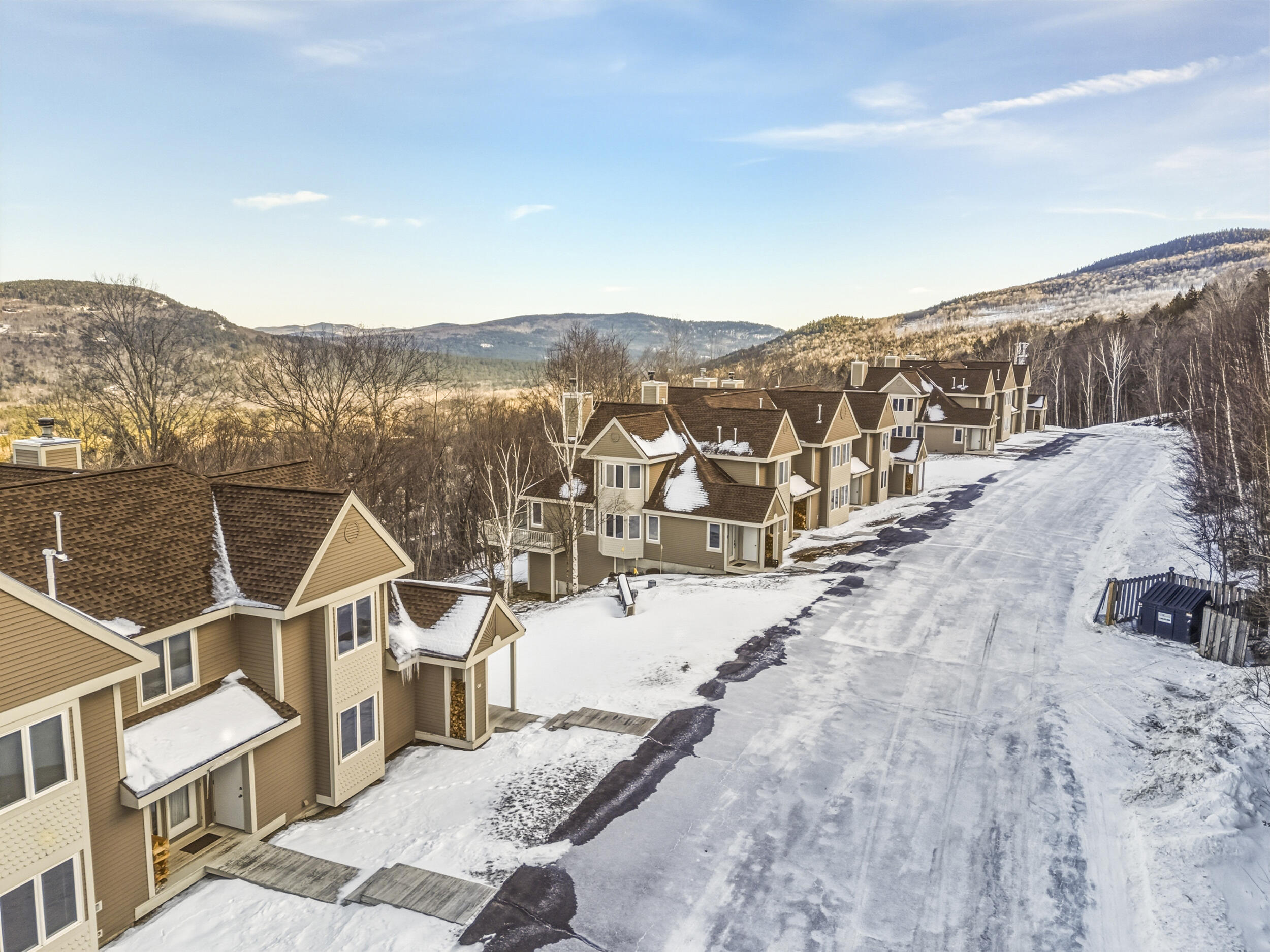 16 Jibe Road Road UNIT O-1, Newry, ME, 04261