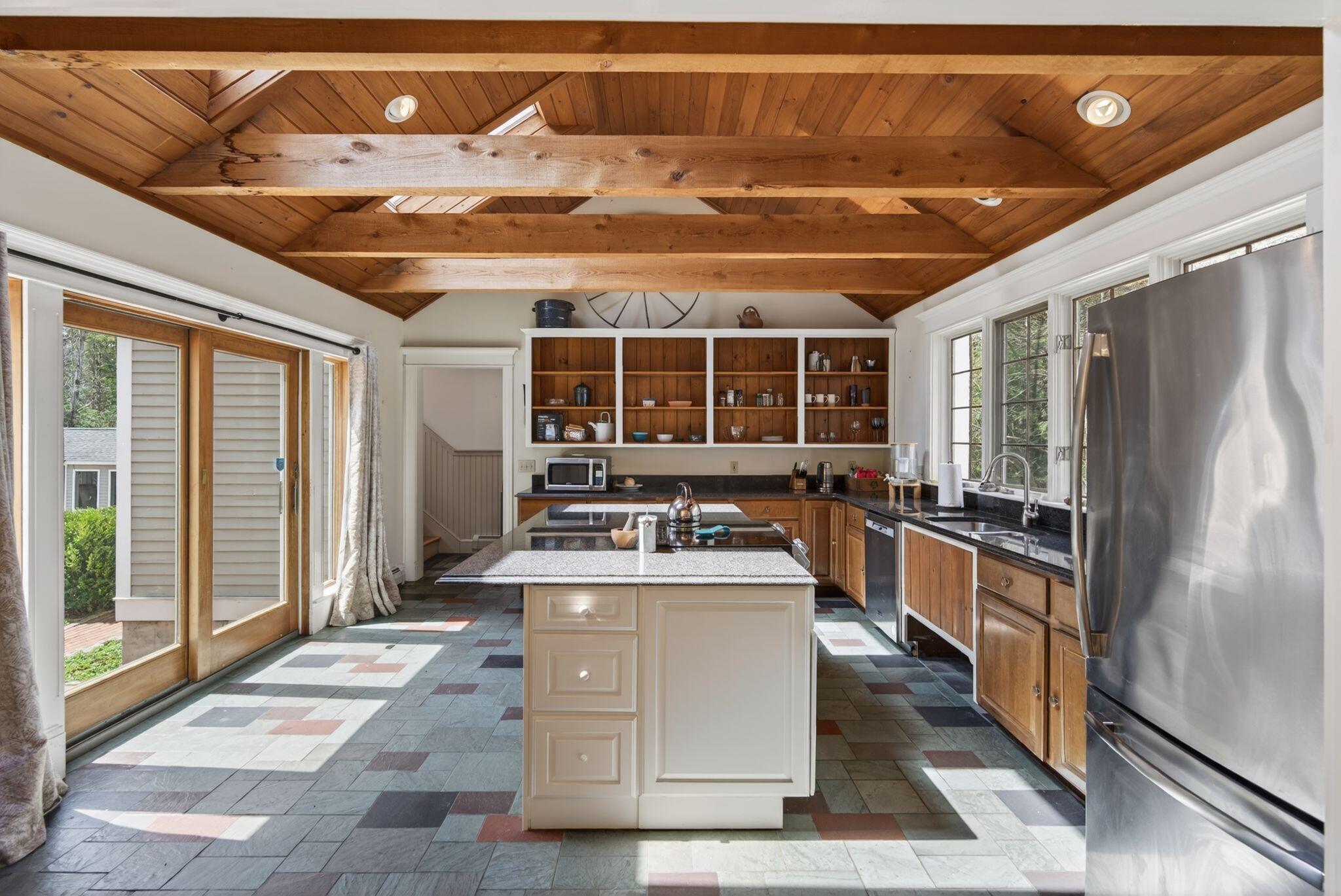 17 Richard Road, Gorham, ME, 04038