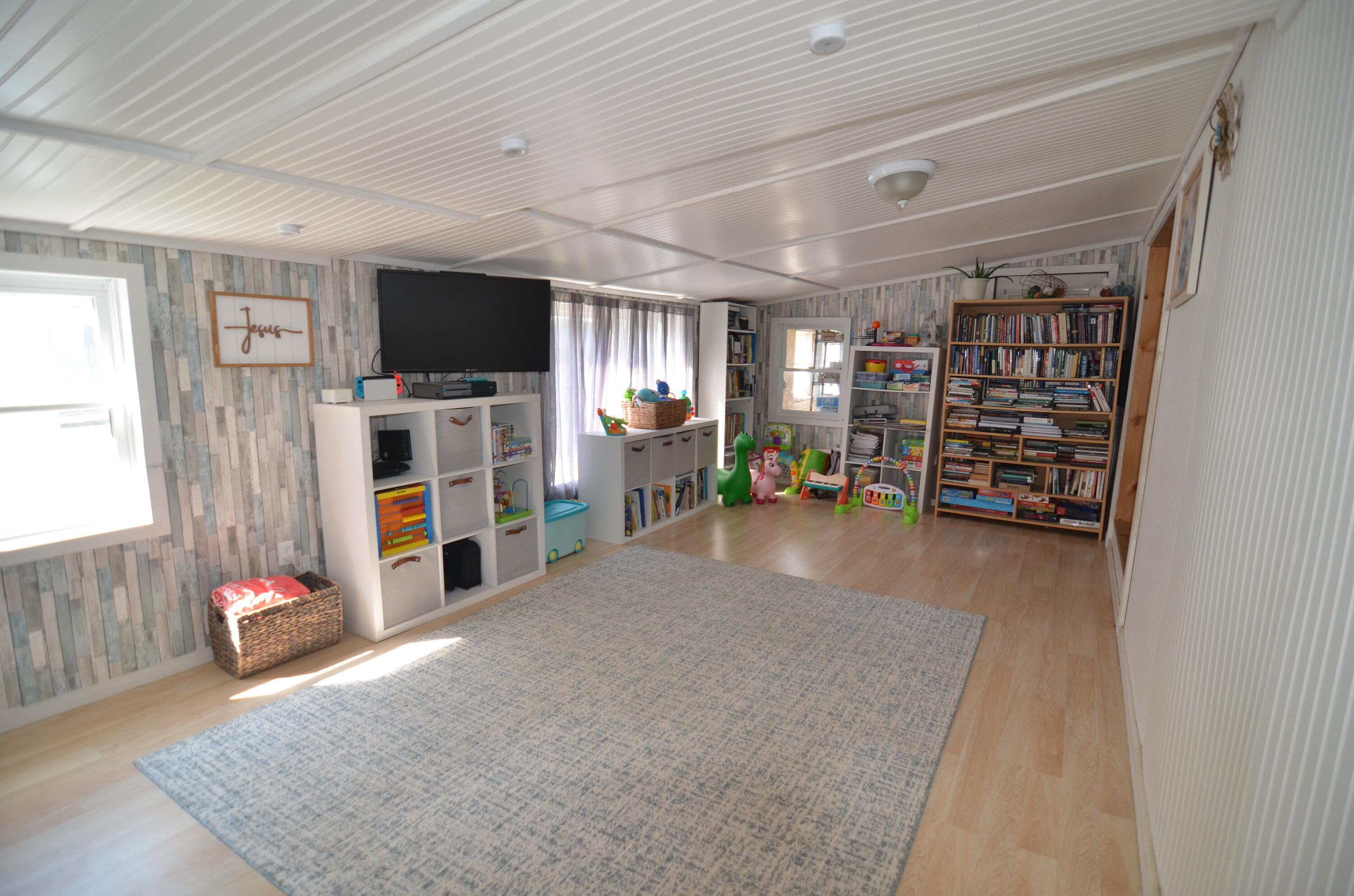 33 Coles Corner Road Road, Winterport, ME, 04496
