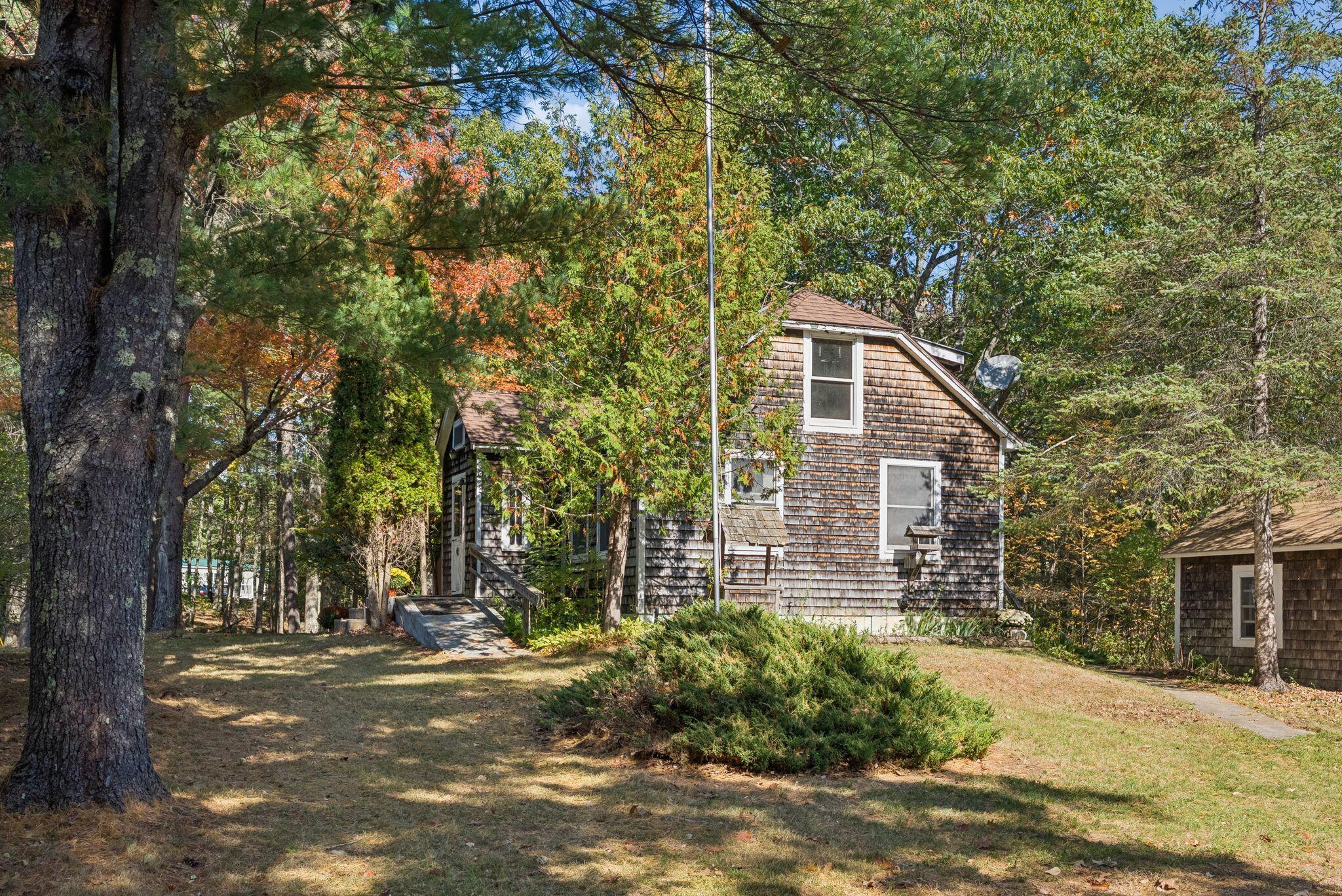Photo of 257 River Road Richmond ME 04357