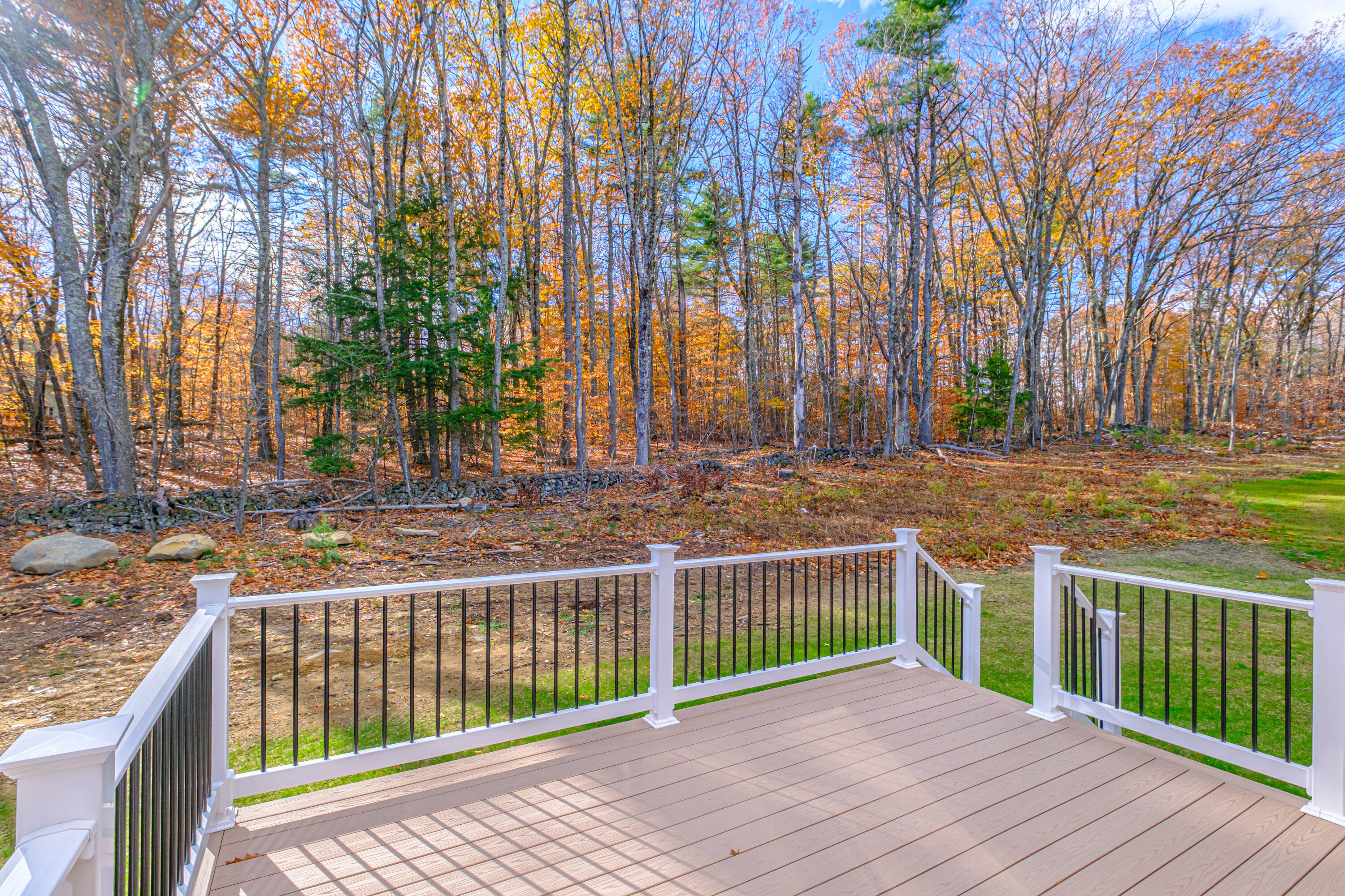 33 Woodbrey Lane, Standish, ME, 04084