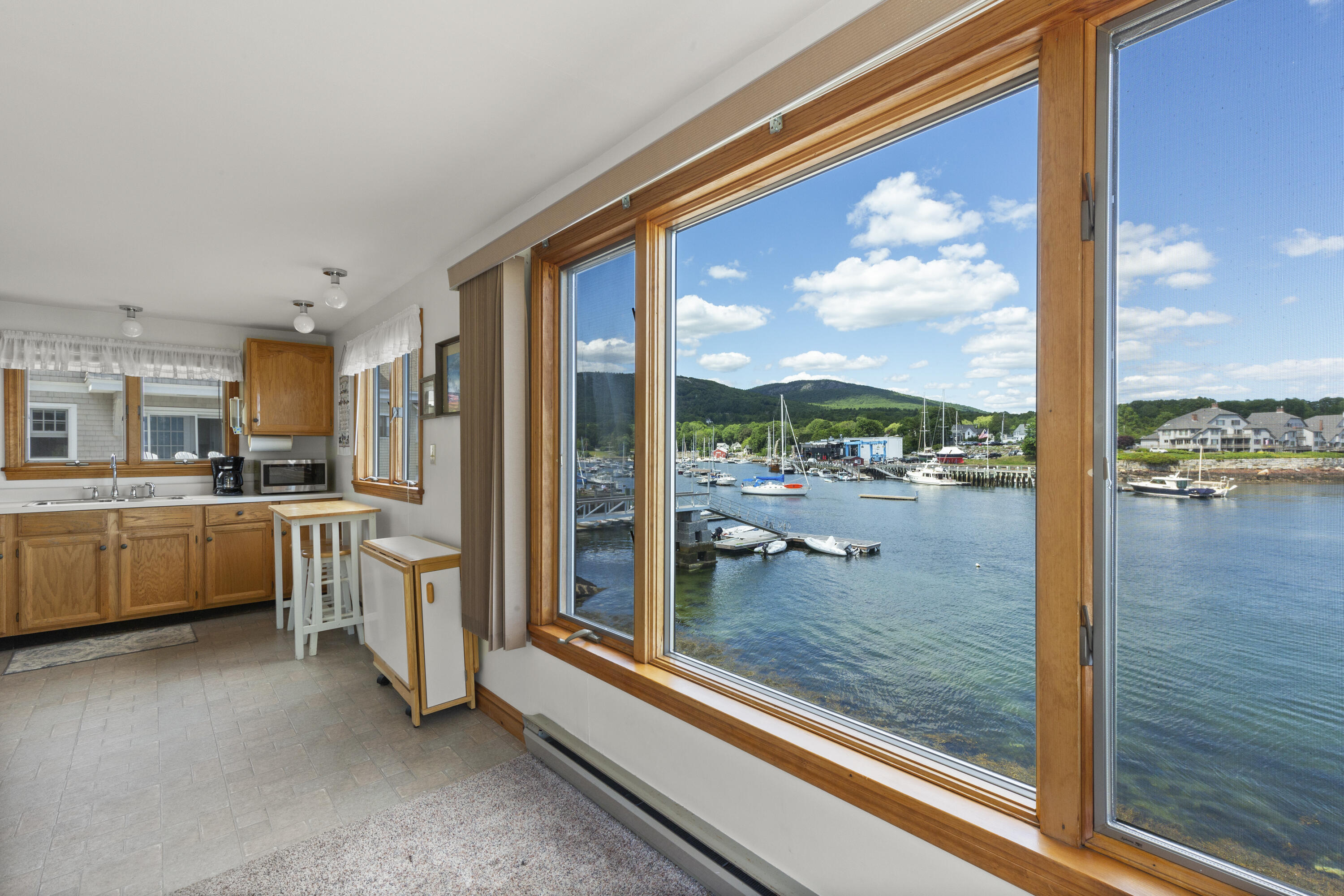 6 Bay Road, Camden, ME, 04843