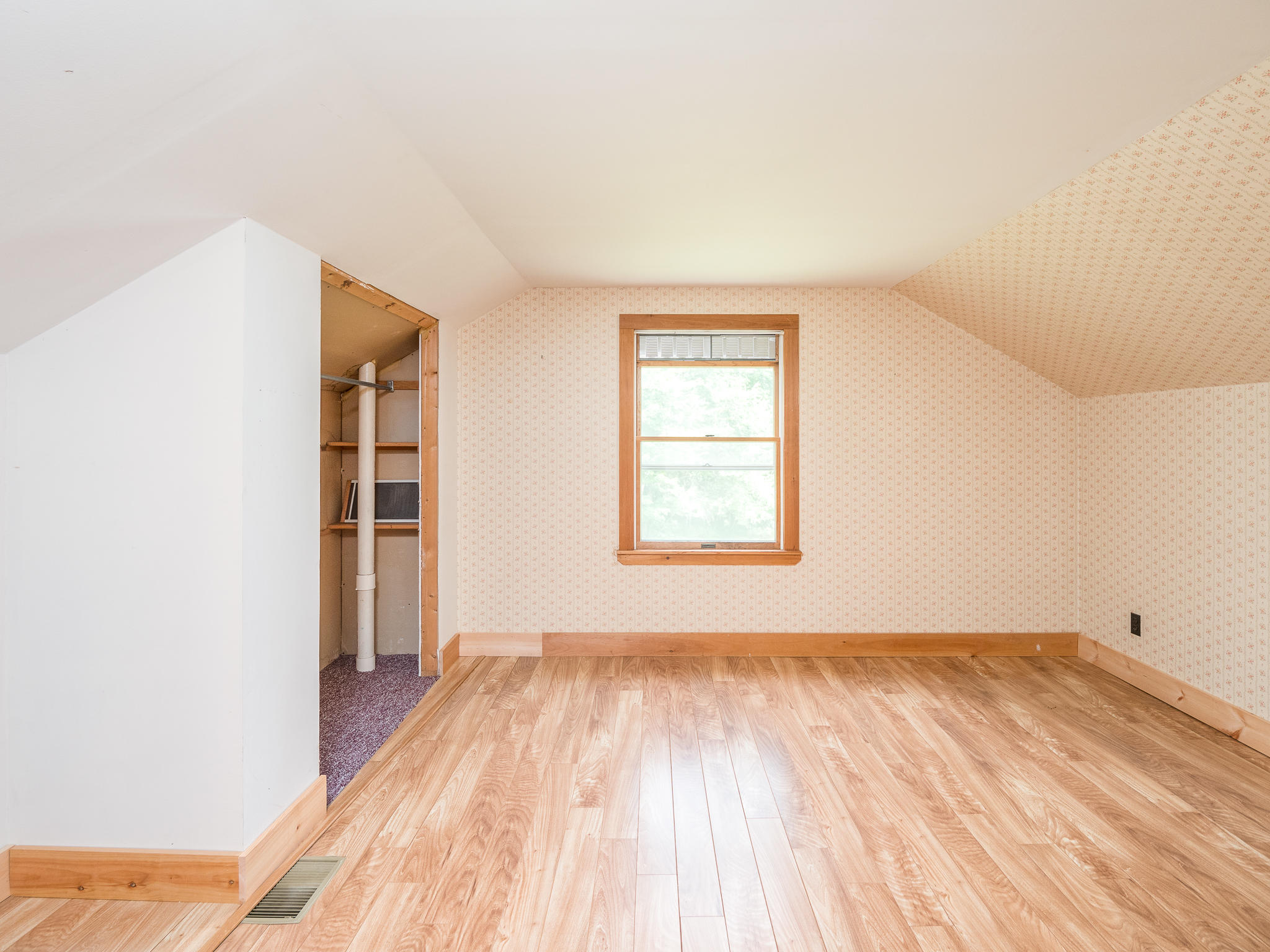 1065 Bear River Road, Newry, ME, 04261-3826