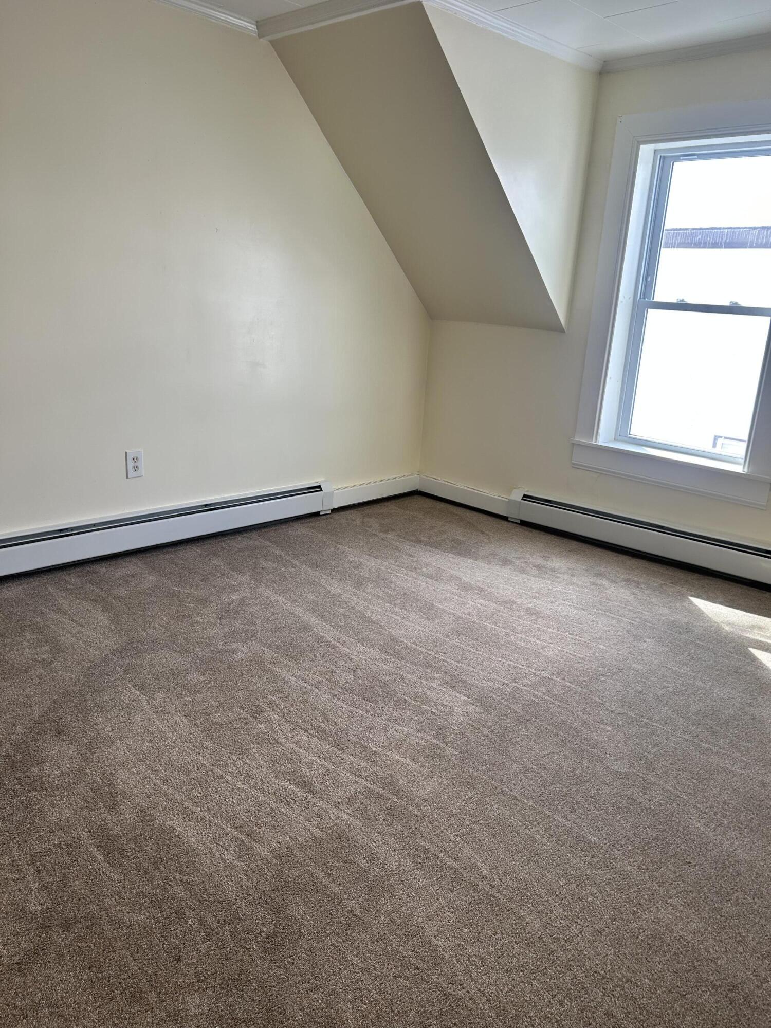 7 Washington Street, Augusta, ME, 04330