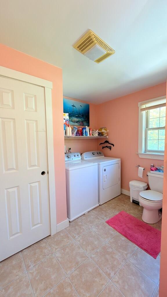 39 Salinitas Drive, Norway, ME 04268 full bath and laundry 2nd floor