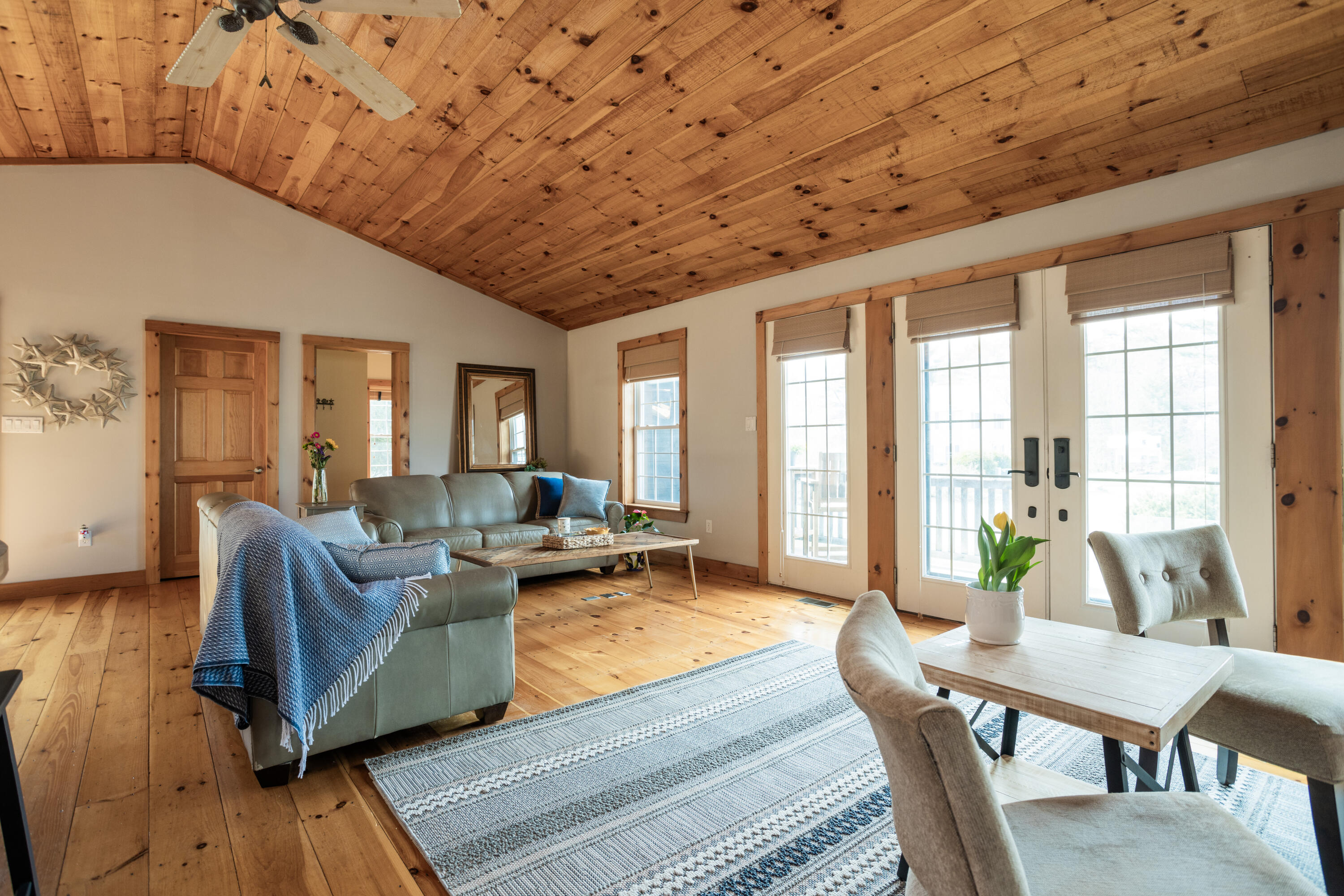 16 Fort Hill Ext Avenue, York, ME, 03909