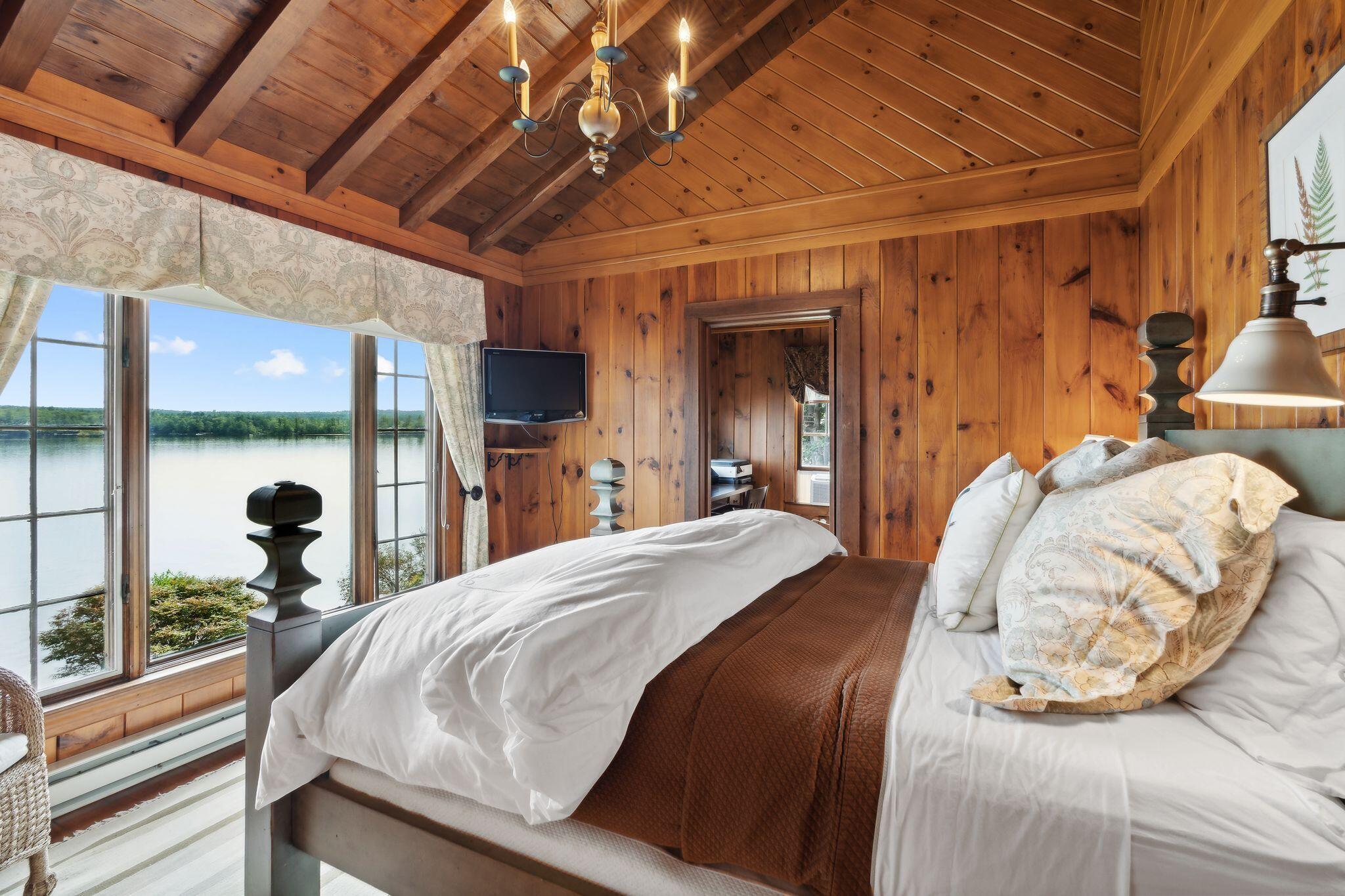 224 Ledges Road S, Naples, ME, 04055