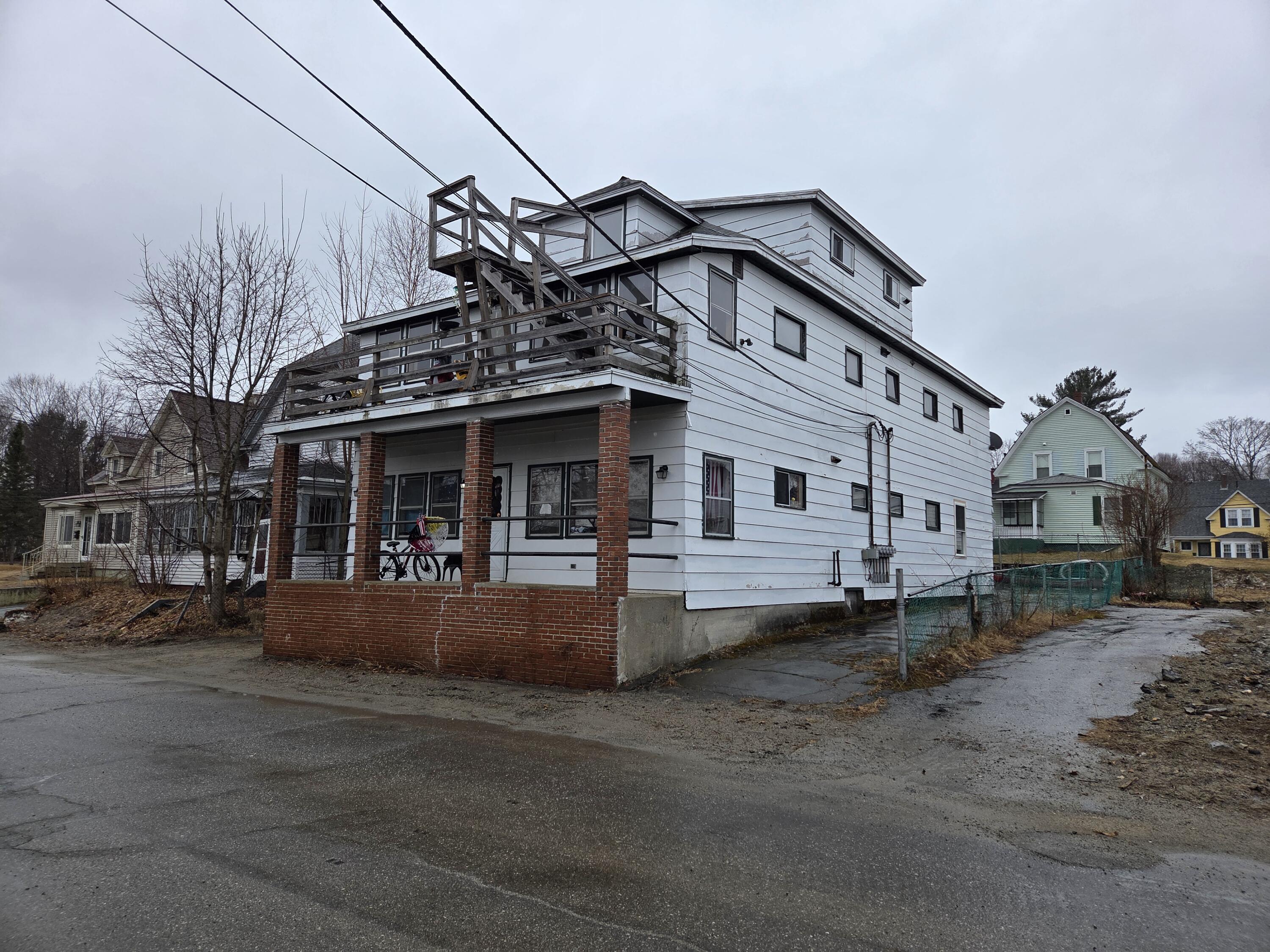 97 Penobscot Avenue, Millinocket, ME, 04462