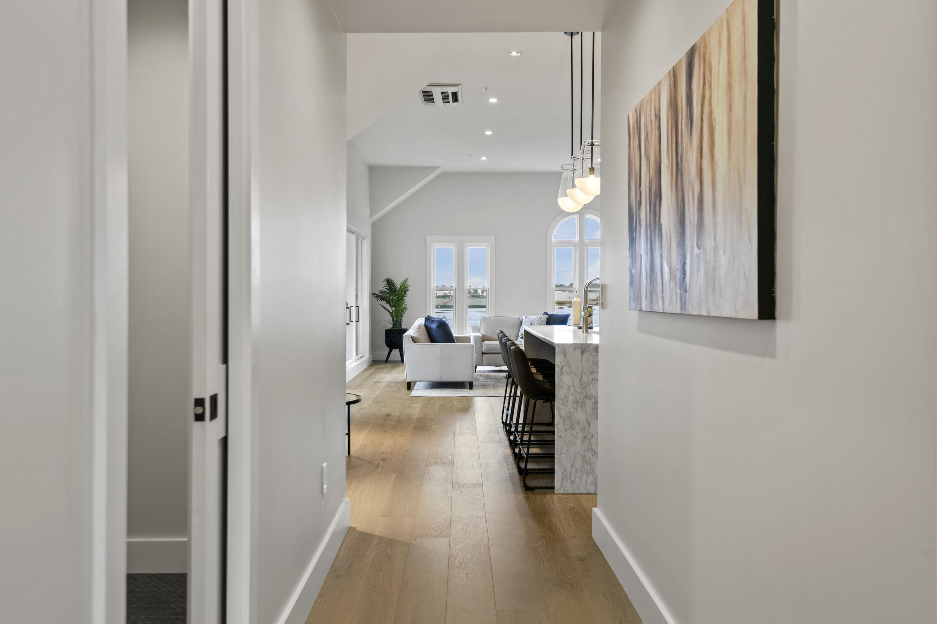 2 India Street UNIT 4, Portland, ME, 04101