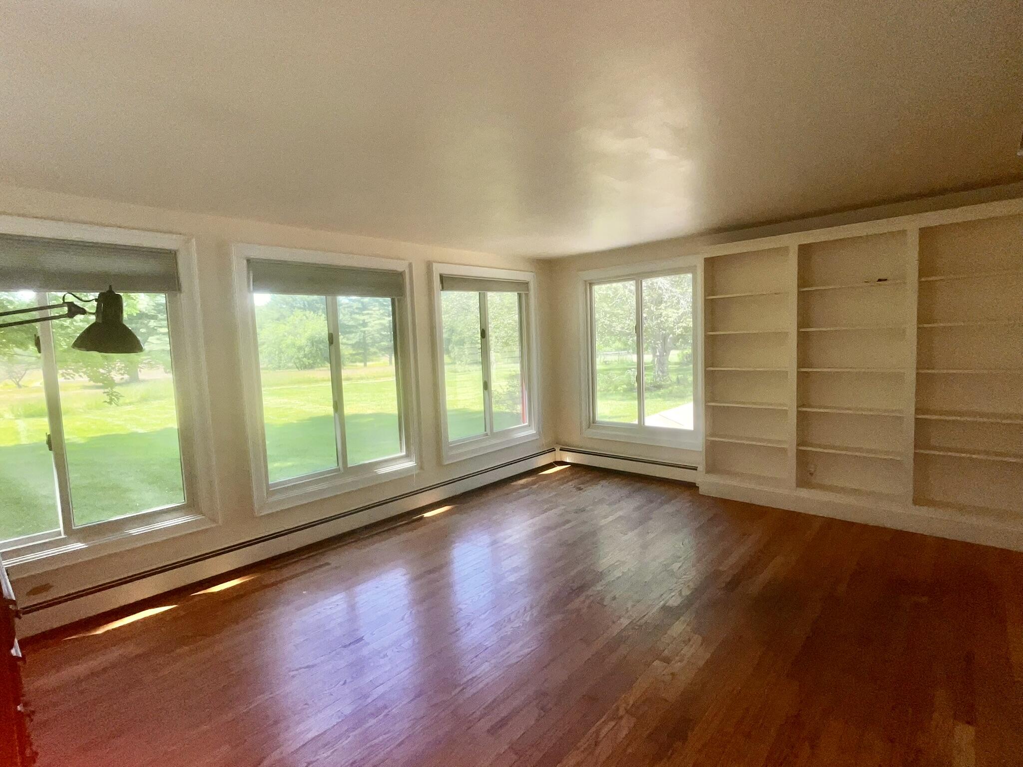4-season sunroom.