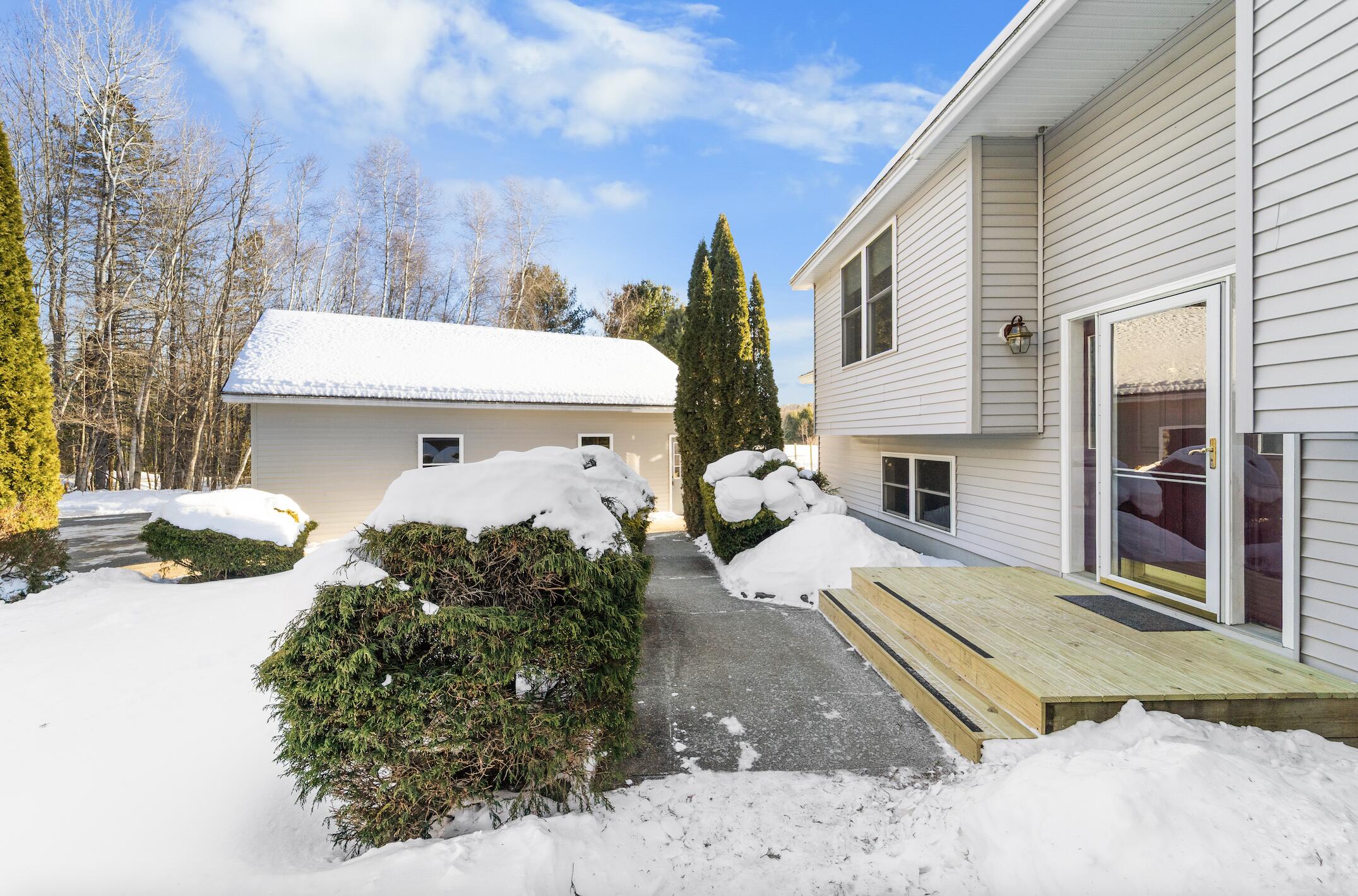 50 Emerald Drive, Hampden, ME, 04444
