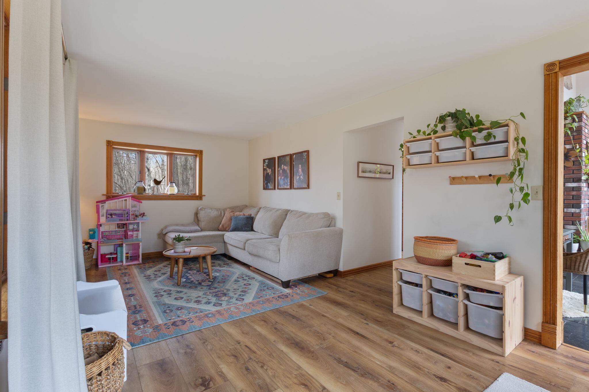 97 Tenny Hill Road, Raymond, ME, 04071