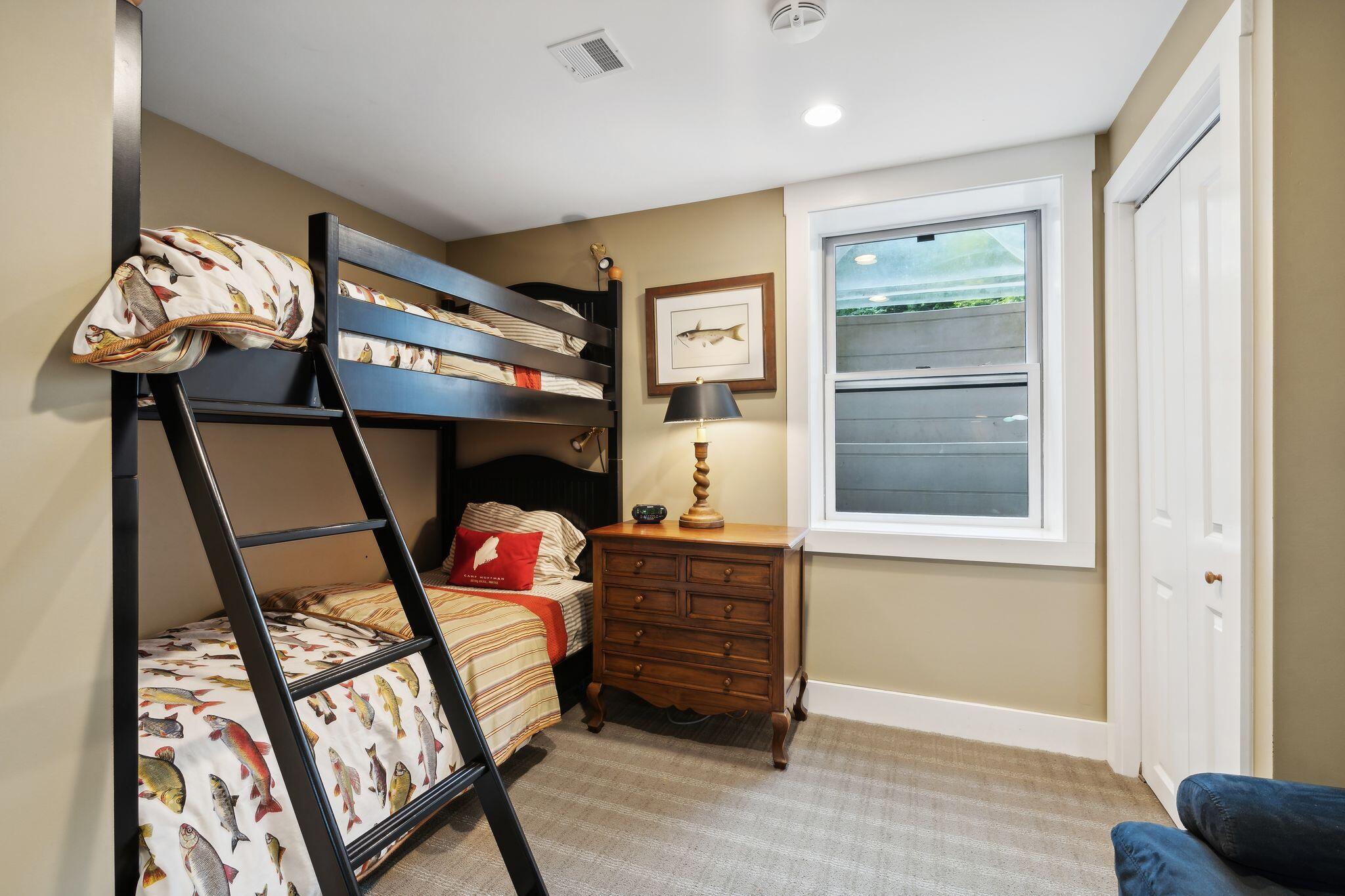 224 Ledges Road S, Naples, ME, 04055