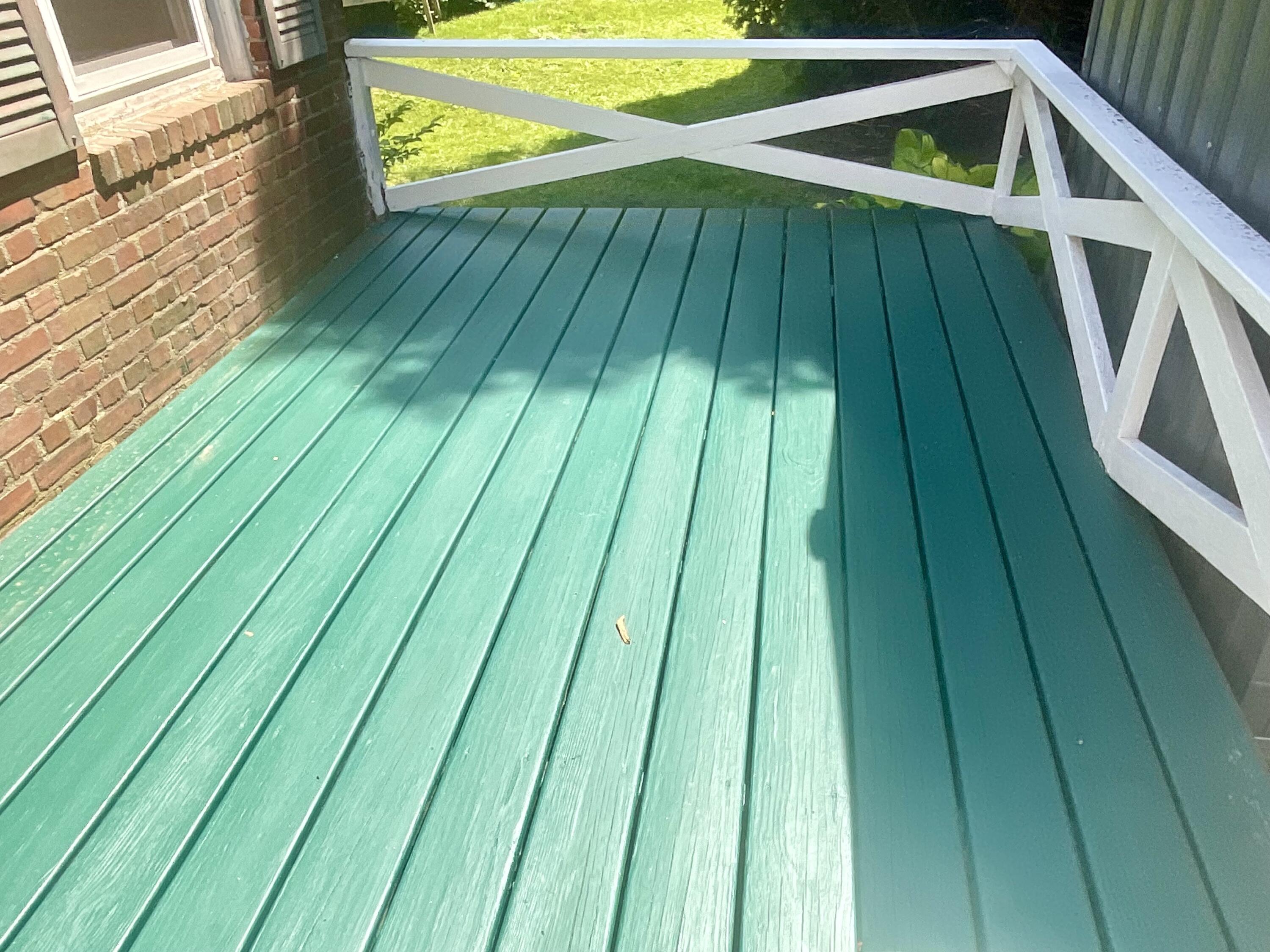 BACK DECK
