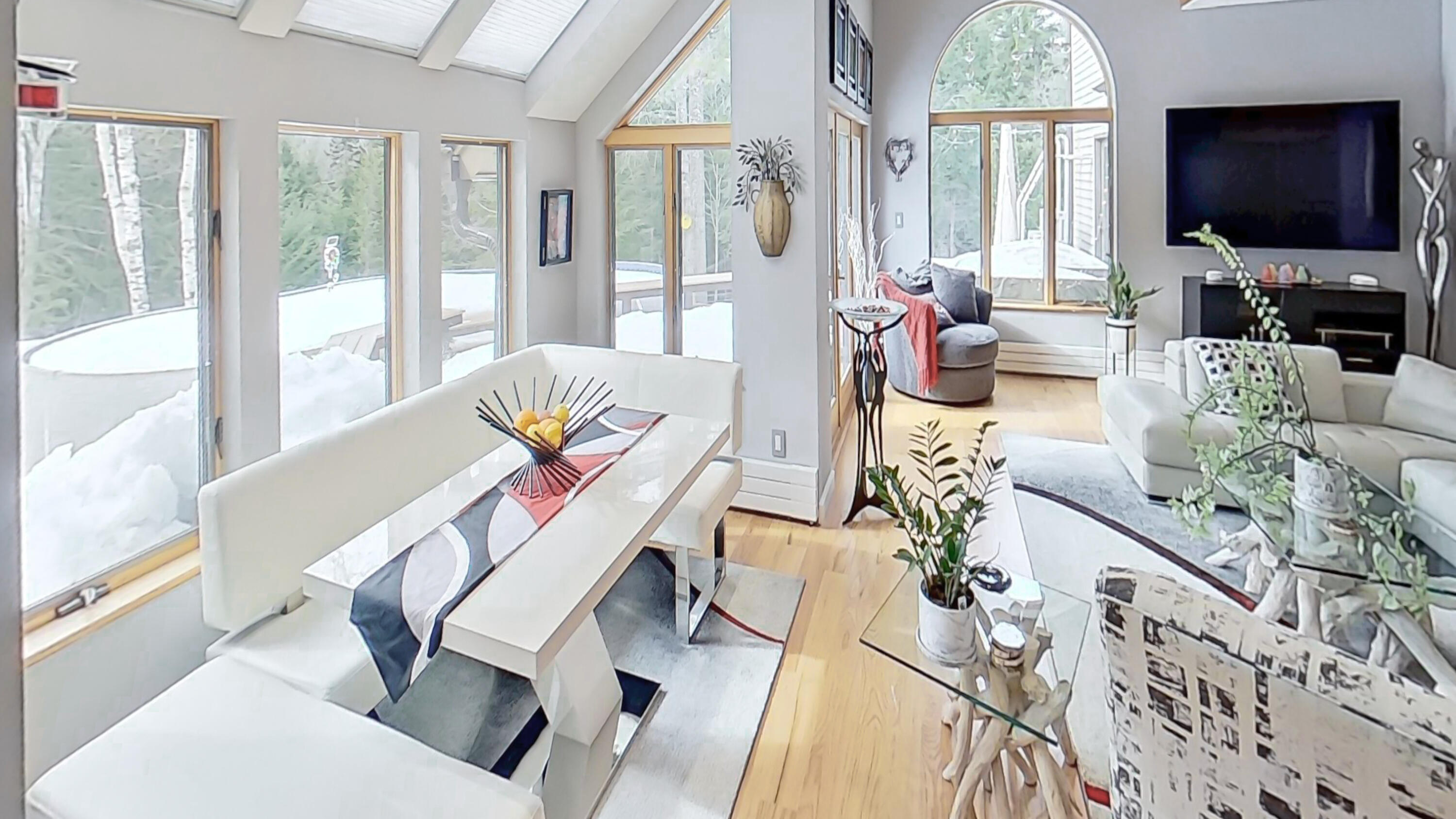 291 Molyneaux Road, Camden, ME, 04843