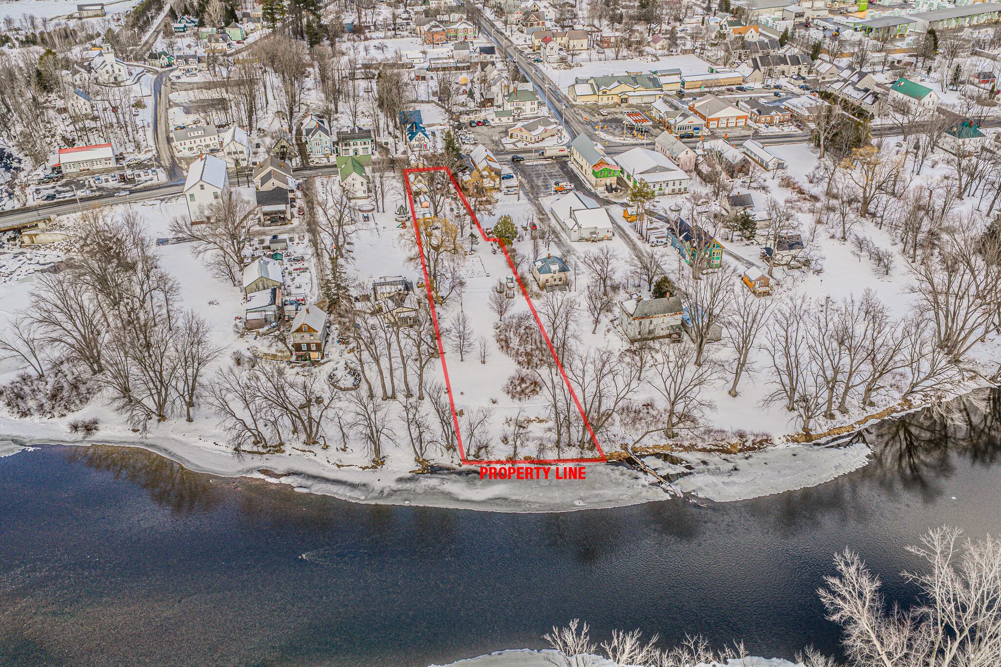 19 Main Street, Dixfield, ME, 04224