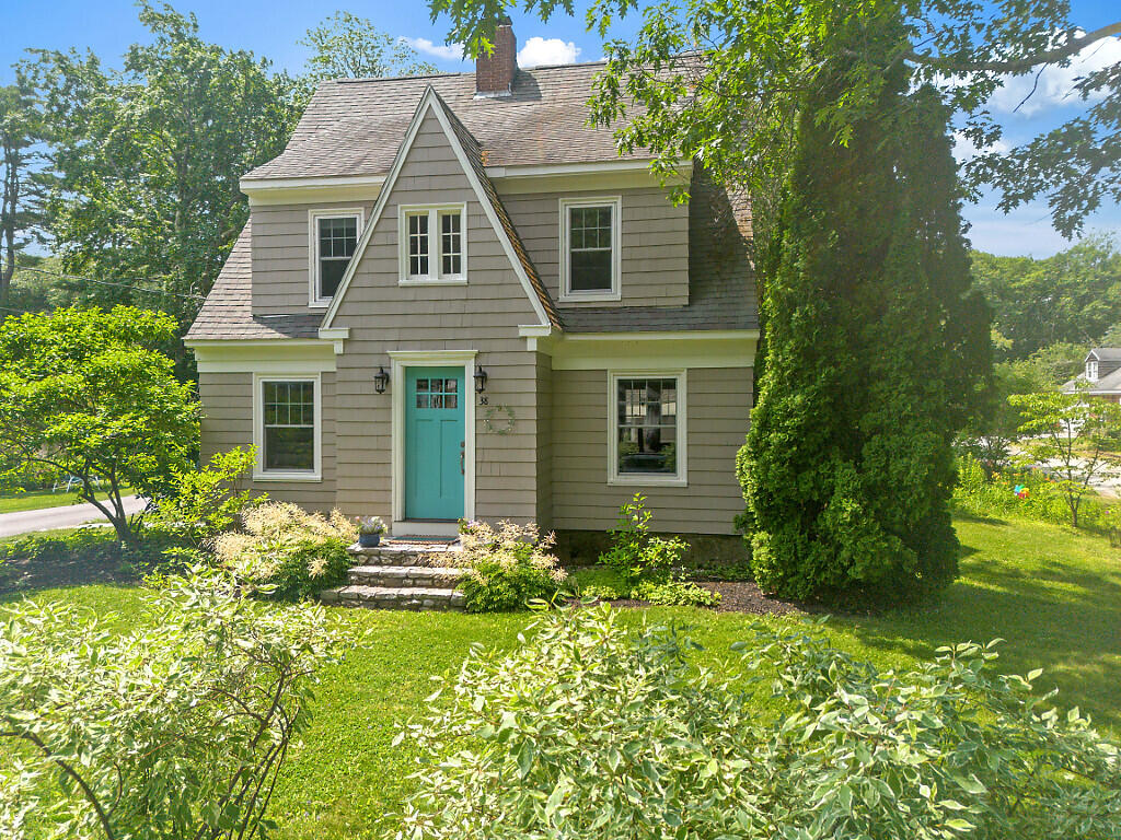 Photo of 38 Johnson Road Falmouth ME 04105