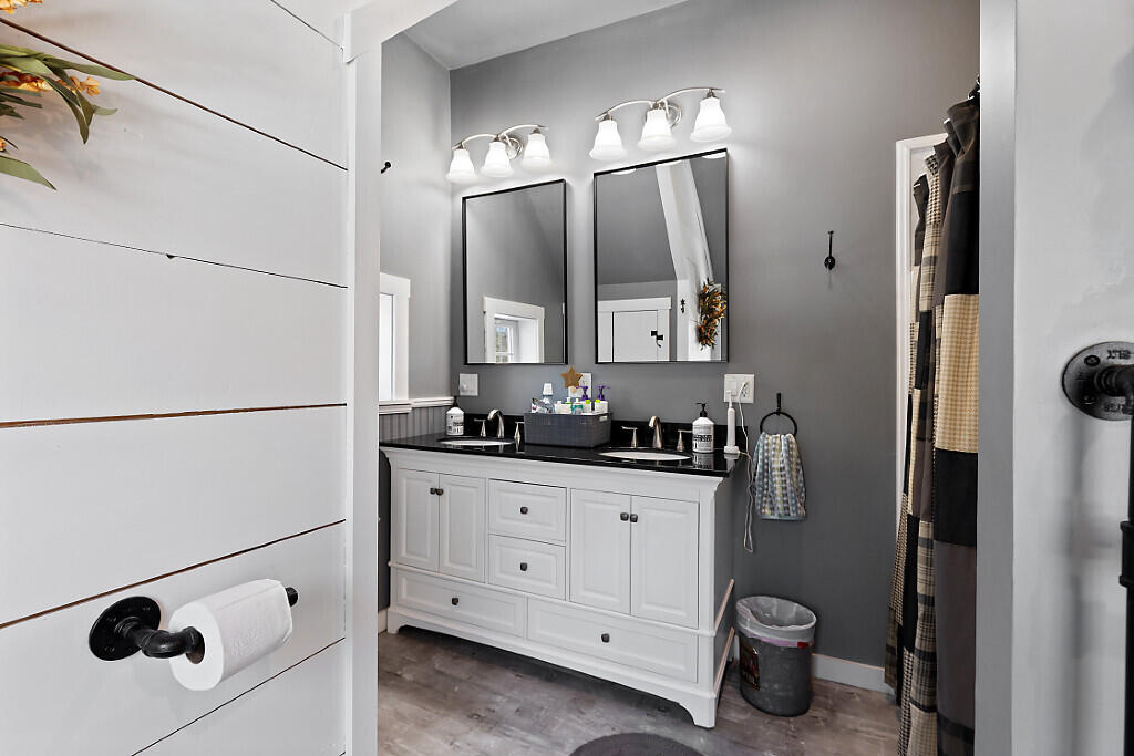 13 Cooper Road, Chesterville, ME, 04938